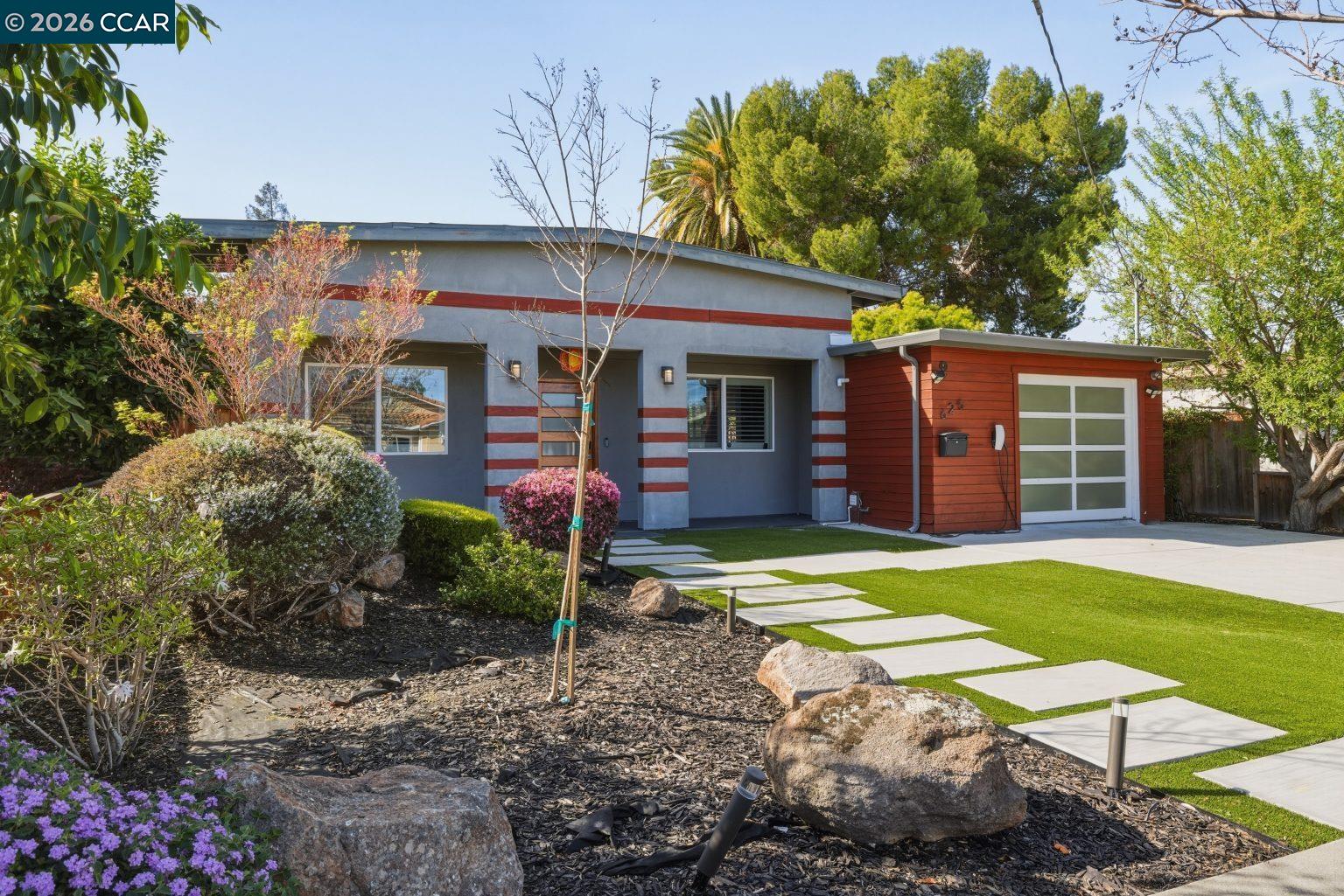 Detail Gallery Image 6 of 44 For 625 Bernal Ave, Sunnyvale,  CA 94085 - 3 Beds | 2 Baths