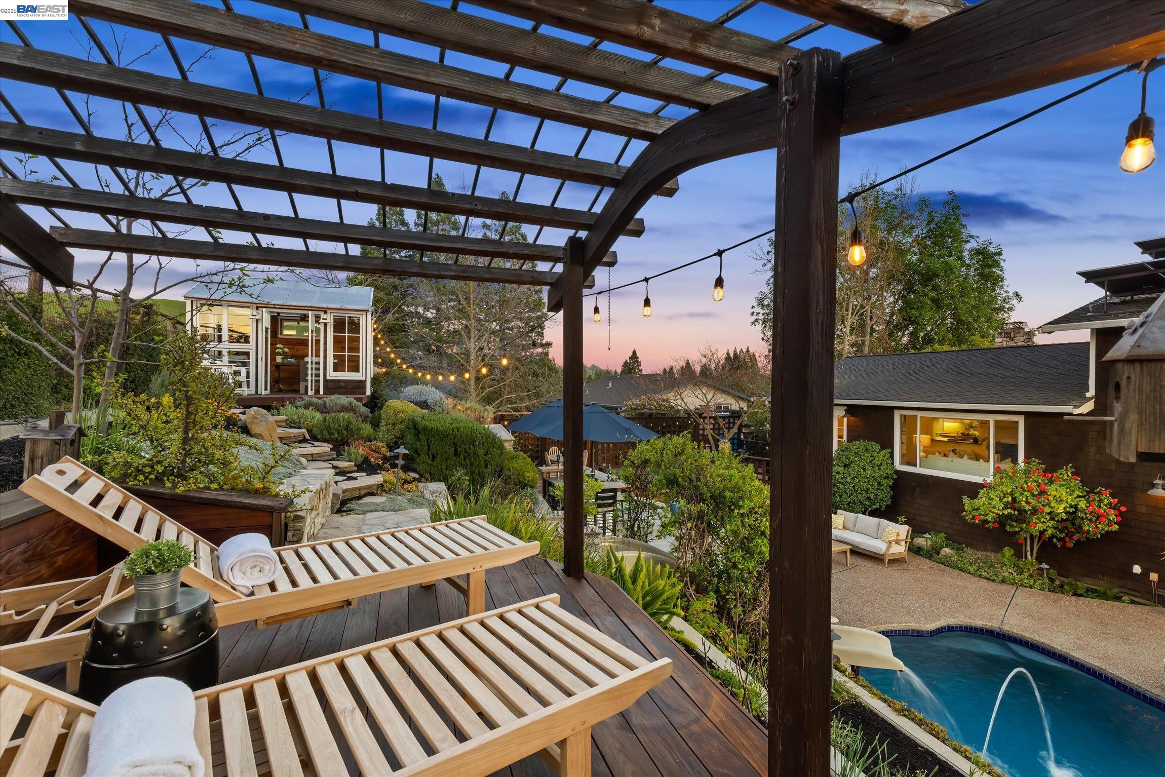 Detail Gallery Image 12 of 20 For 976 Richard Ln, Danville,  CA 94526 - 4 Beds | 3 Baths