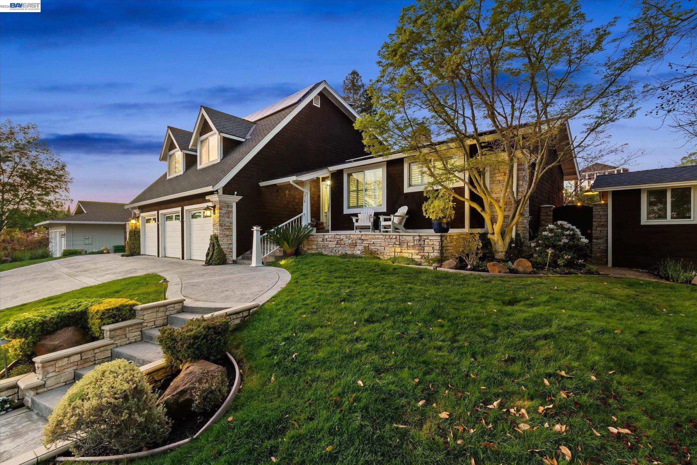 Detail Gallery Image 3 of 20 For 976 Richard Ln, Danville,  CA 94526 - 4 Beds | 3 Baths