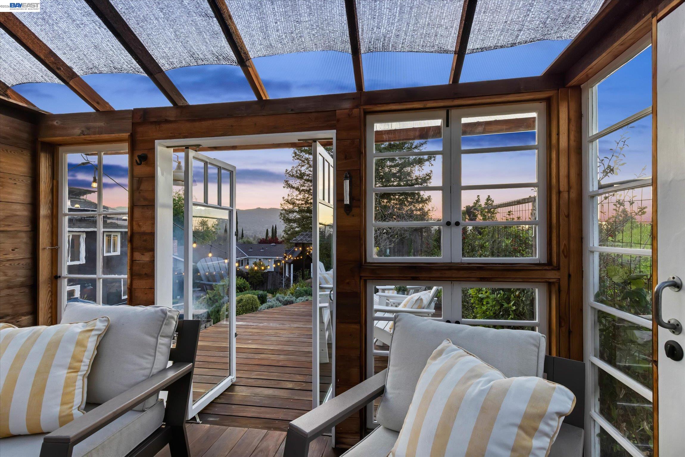 Detail Gallery Image 19 of 20 For 976 Richard Ln, Danville,  CA 94526 - 4 Beds | 3 Baths