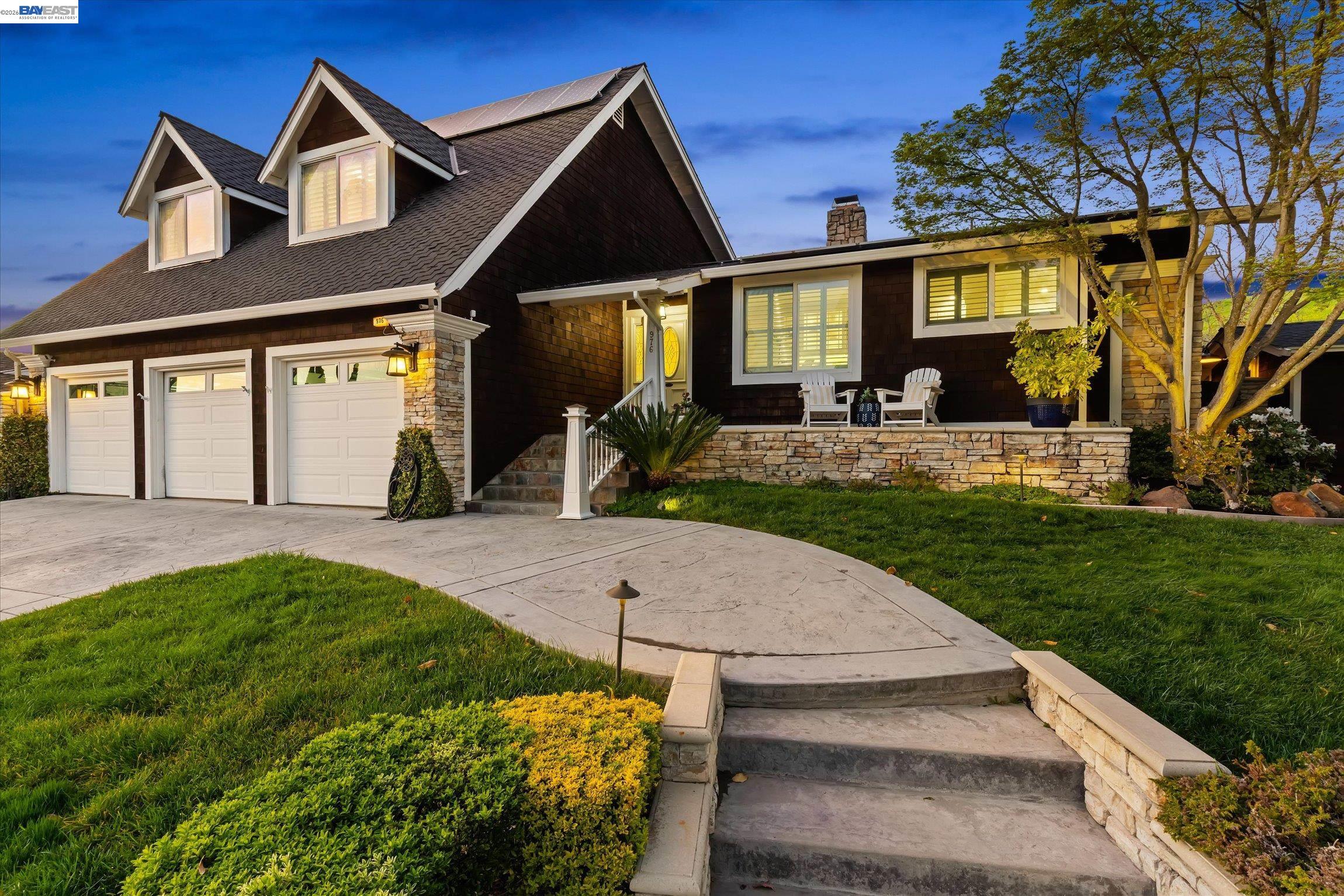 Detail Gallery Image 4 of 20 For 976 Richard Ln, Danville,  CA 94526 - 4 Beds | 3 Baths