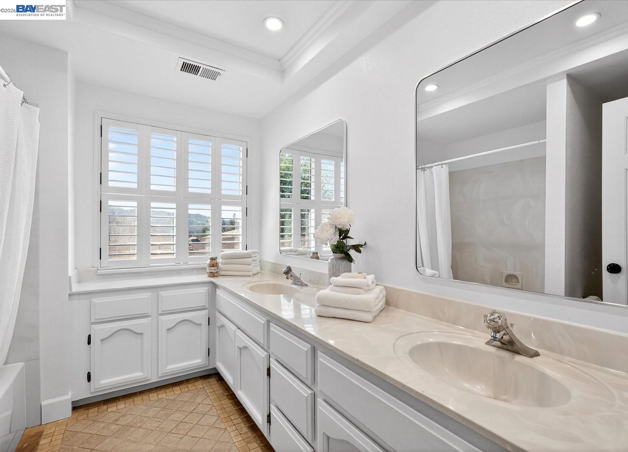 Detail Gallery Image 31 of 60 For 976 Richard Ln, Danville,  CA 94526 - 4 Beds | 3 Baths