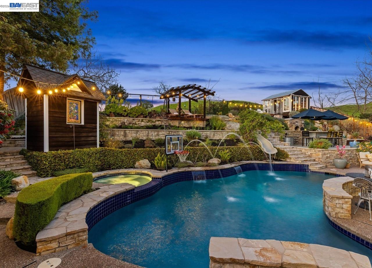 Detail Gallery Image 40 of 60 For 976 Richard Ln, Danville,  CA 94526 - 4 Beds | 3 Baths