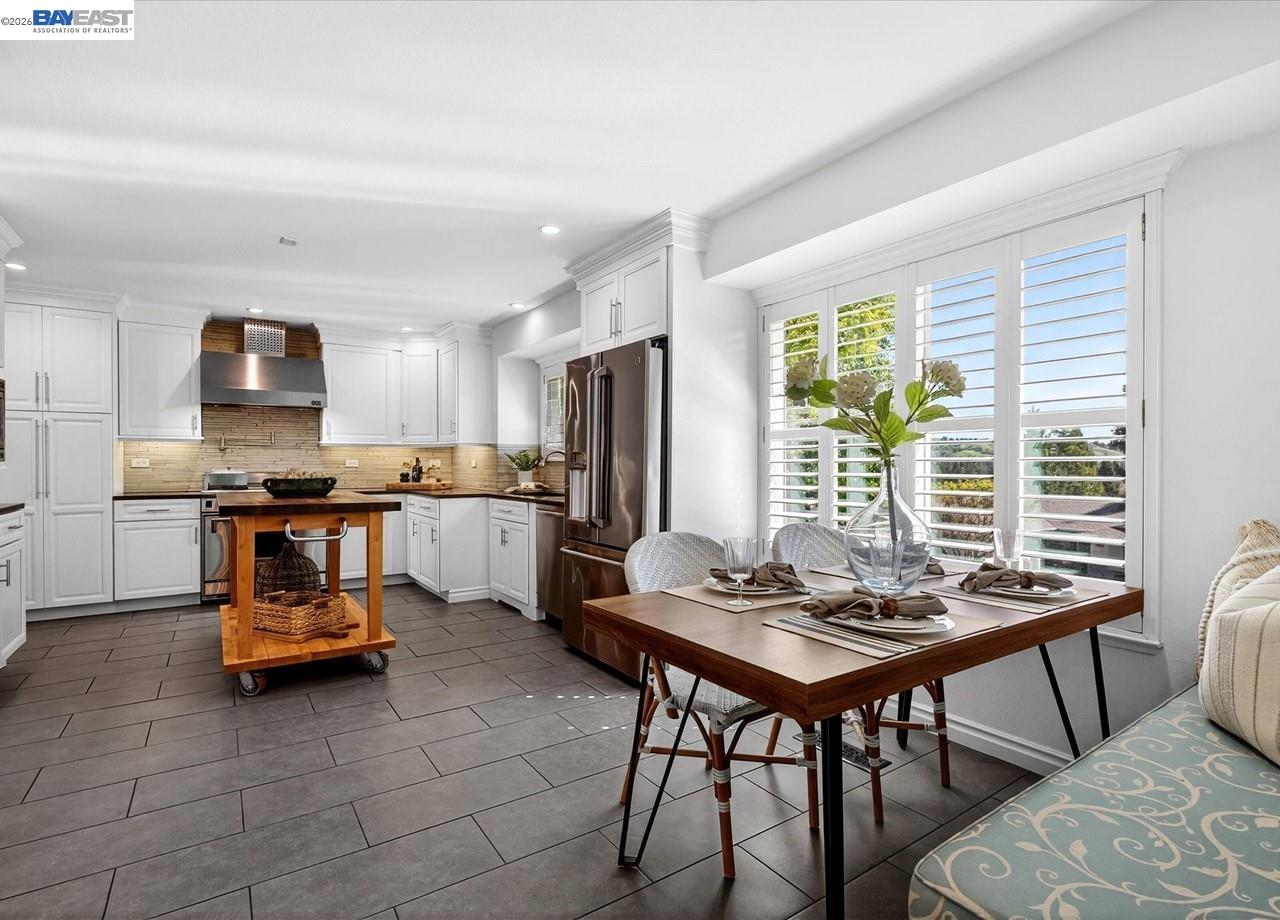 Detail Gallery Image 8 of 60 For 976 Richard Ln, Danville,  CA 94526 - 4 Beds | 3 Baths