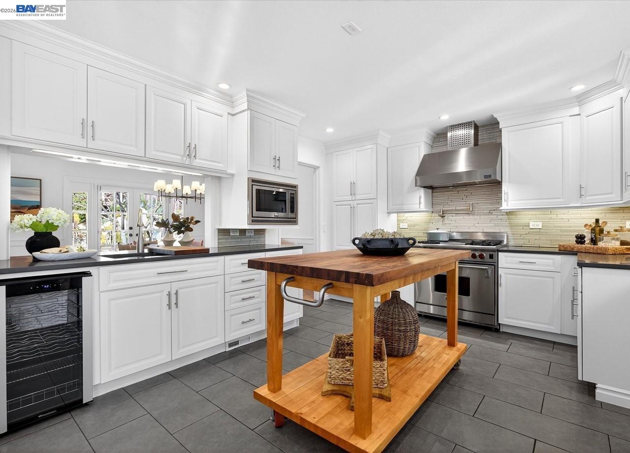 Detail Gallery Image 9 of 60 For 976 Richard Ln, Danville,  CA 94526 - 4 Beds | 3 Baths