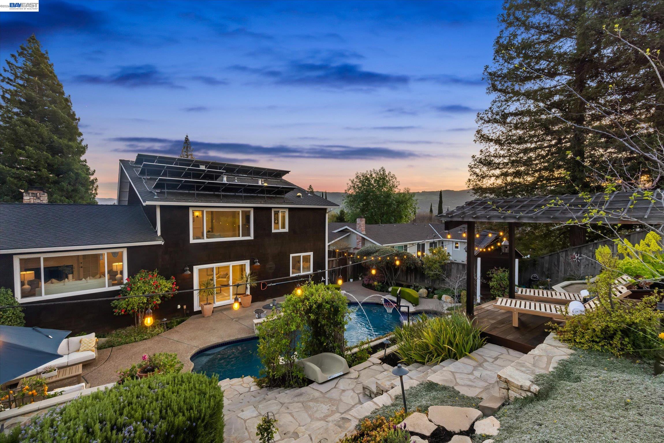 Detail Gallery Image 8 of 20 For 976 Richard Ln, Danville,  CA 94526 - 4 Beds | 3 Baths