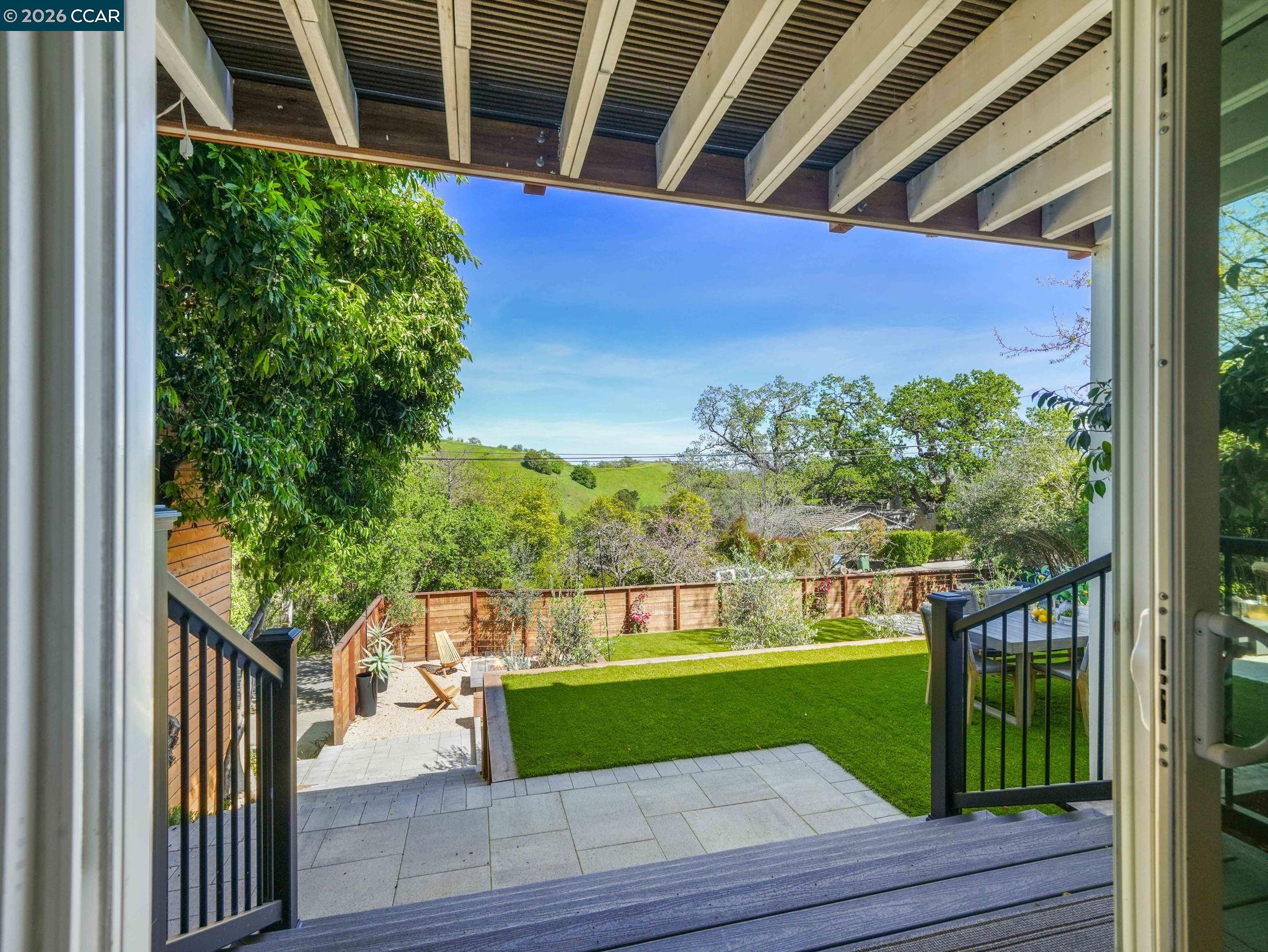 Detail Gallery Image 17 of 48 For 100 Hillcroft Way, Walnut Creek,  CA 94597 - 5 Beds | 4 Baths