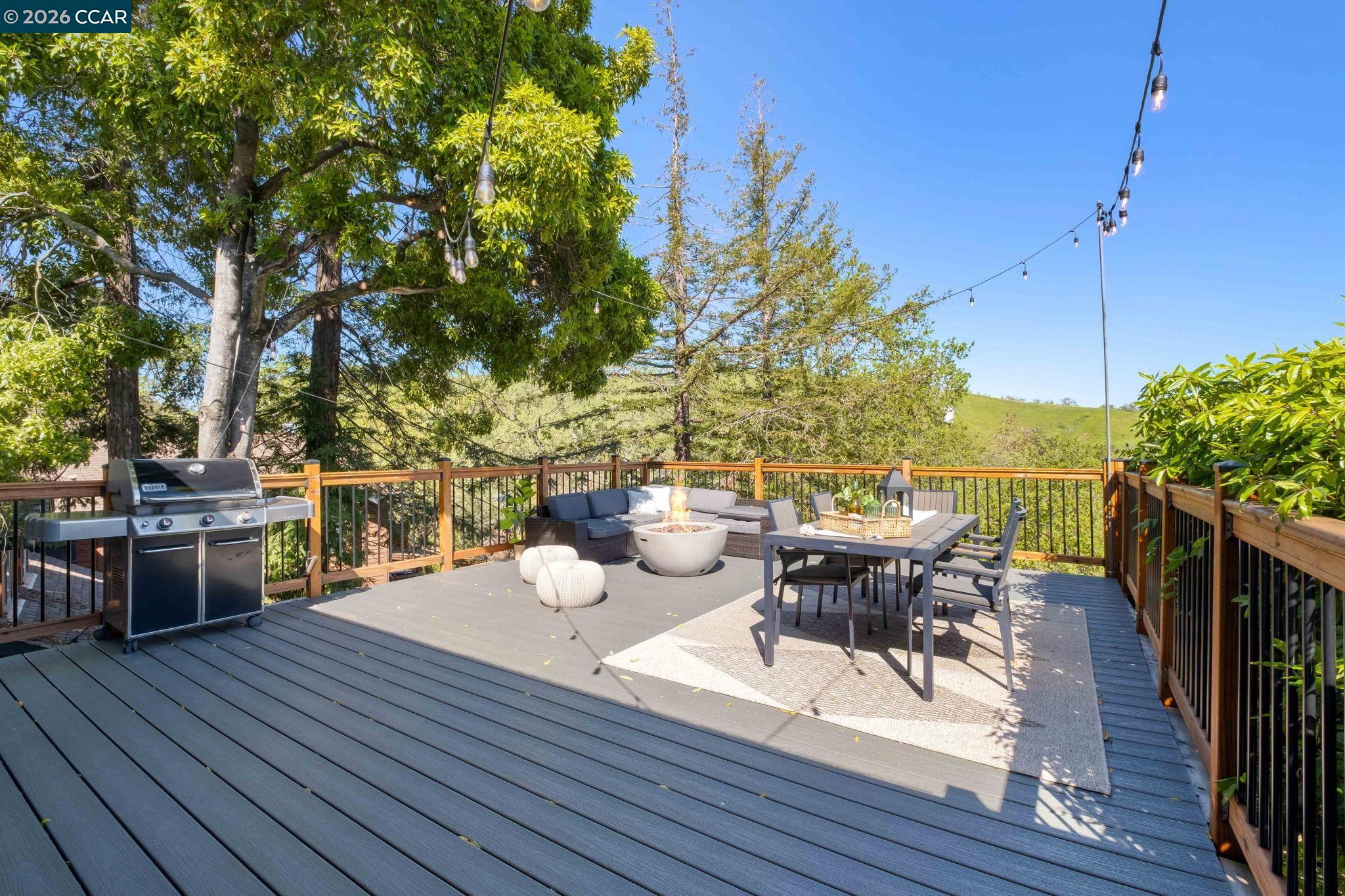 Detail Gallery Image 26 of 48 For 100 Hillcroft Way, Walnut Creek,  CA 94597 - 5 Beds | 4 Baths