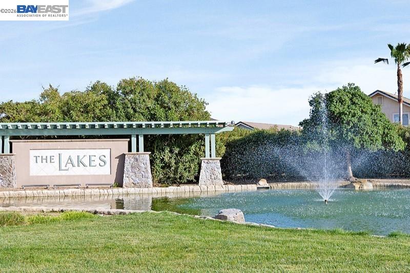 Detail Gallery Image 3 of 33 For 8219 Brookhaven Cir, Discovery Bay,  CA 94505 - 5 Beds | 3 Baths