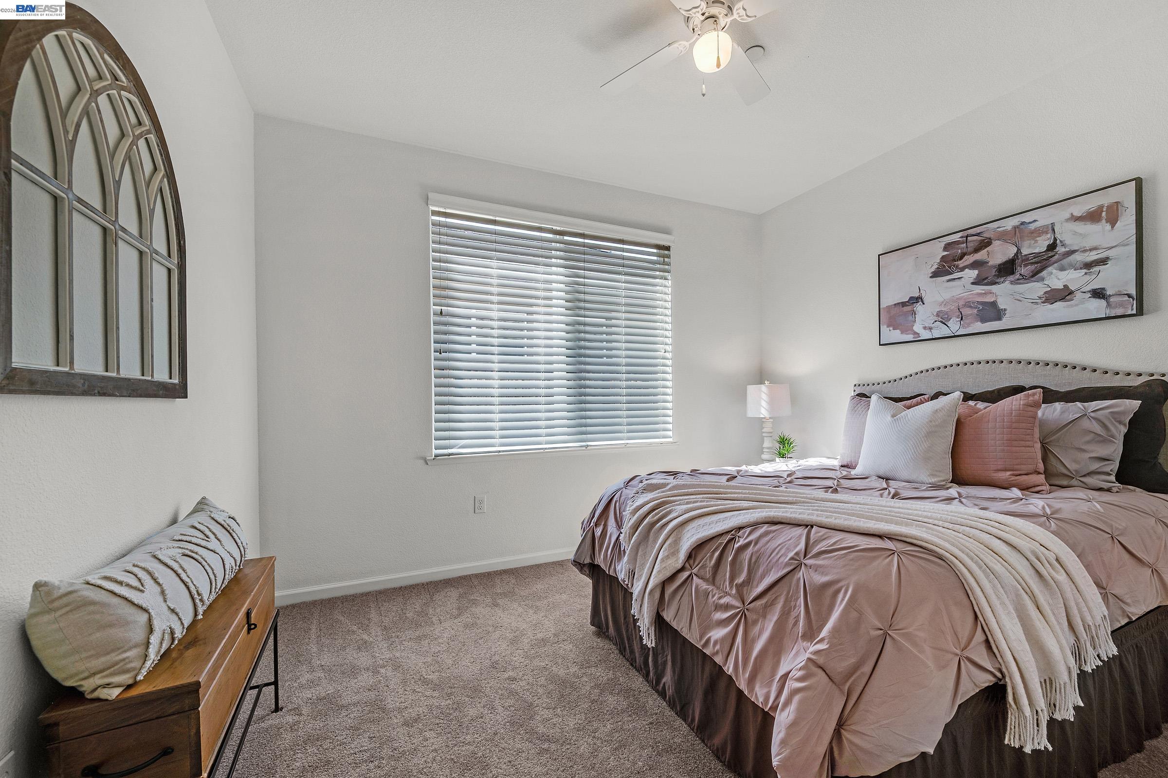 Detail Gallery Image 8 of 33 For 8219 Brookhaven Cir, Discovery Bay,  CA 94505 - 5 Beds | 3 Baths