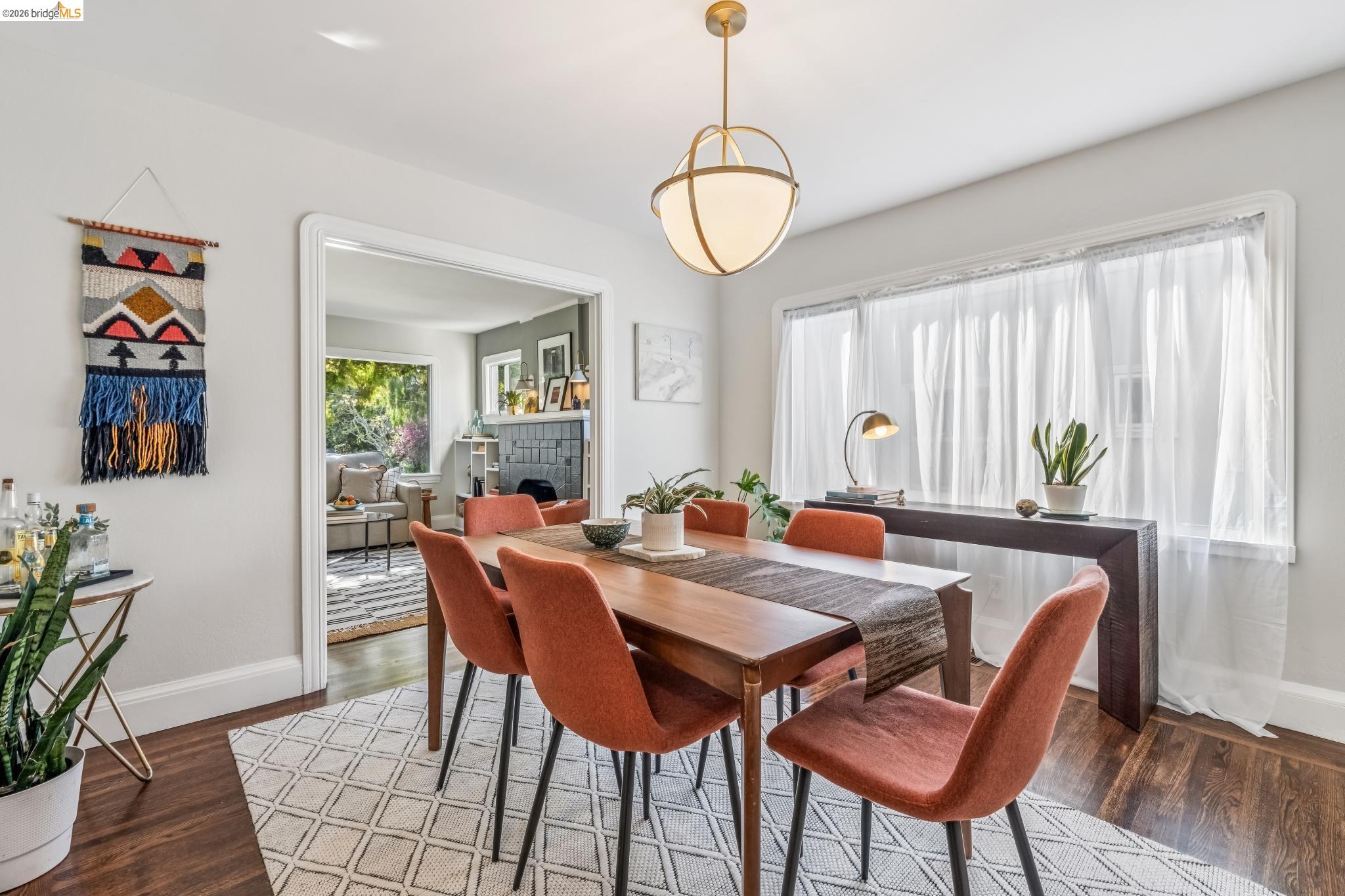 Detail Gallery Image 14 of 44 For 1120 Curtis St, Albany,  CA 94706 - 2 Beds | 2 Baths