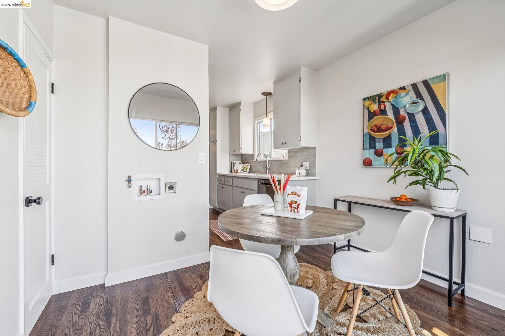 Detail Gallery Image 23 of 44 For 1120 Curtis St, Albany,  CA 94706 - 2 Beds | 2 Baths