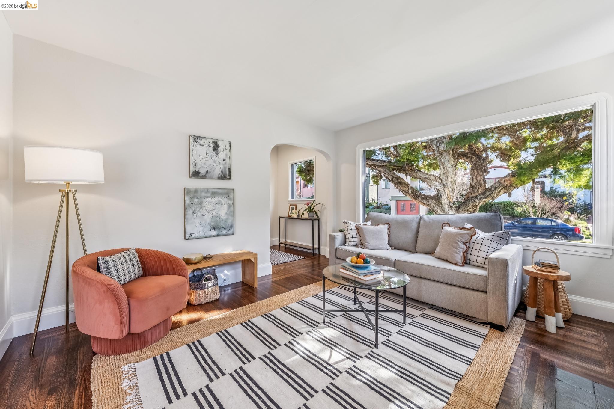 Detail Gallery Image 8 of 44 For 1120 Curtis St, Albany,  CA 94706 - 2 Beds | 2 Baths