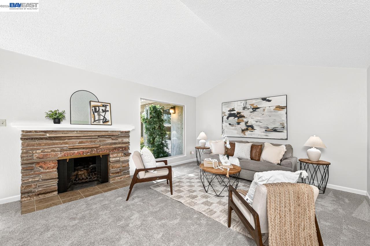 Detail Gallery Image 11 of 50 For 555 Ontario Dr, Livermore,  CA 94550 - 3 Beds | 2 Baths