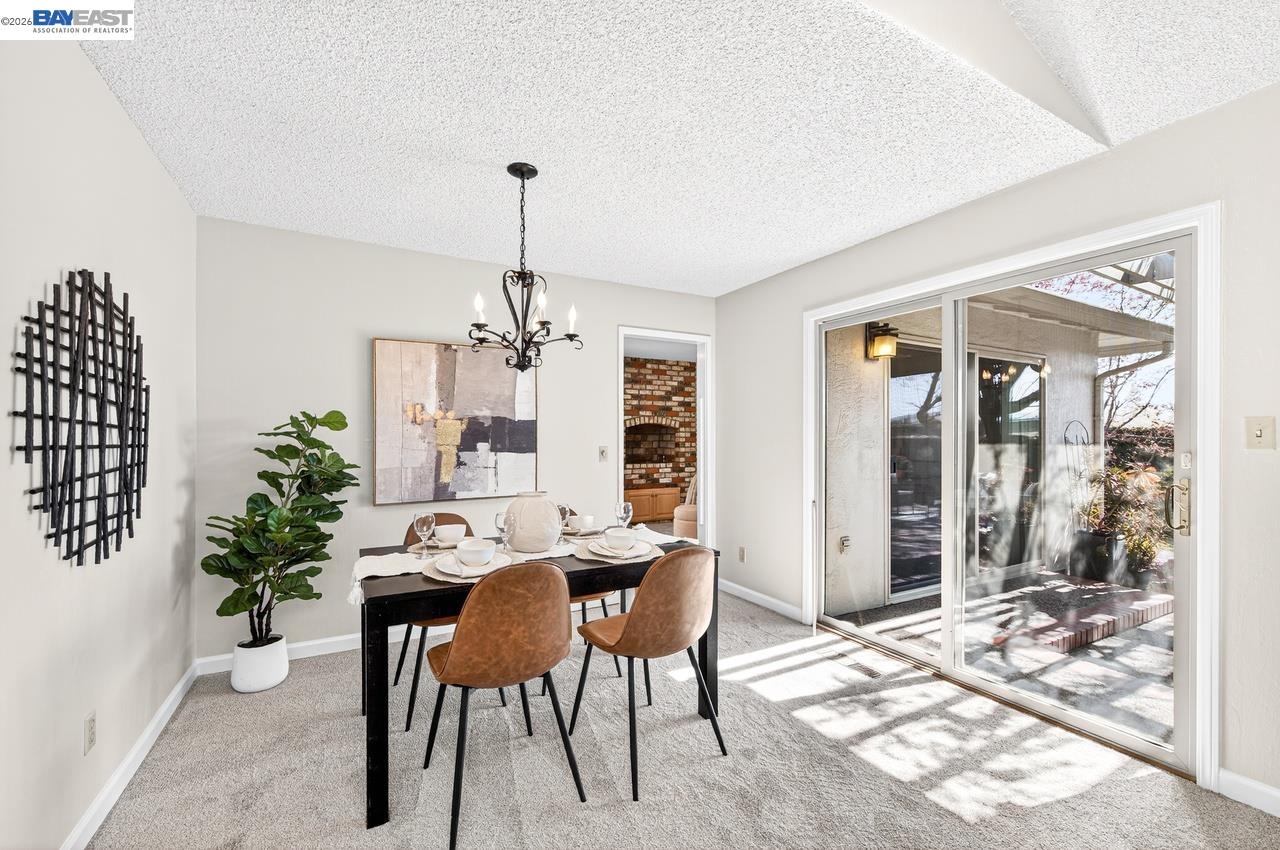 Detail Gallery Image 13 of 50 For 555 Ontario Dr, Livermore,  CA 94550 - 3 Beds | 2 Baths