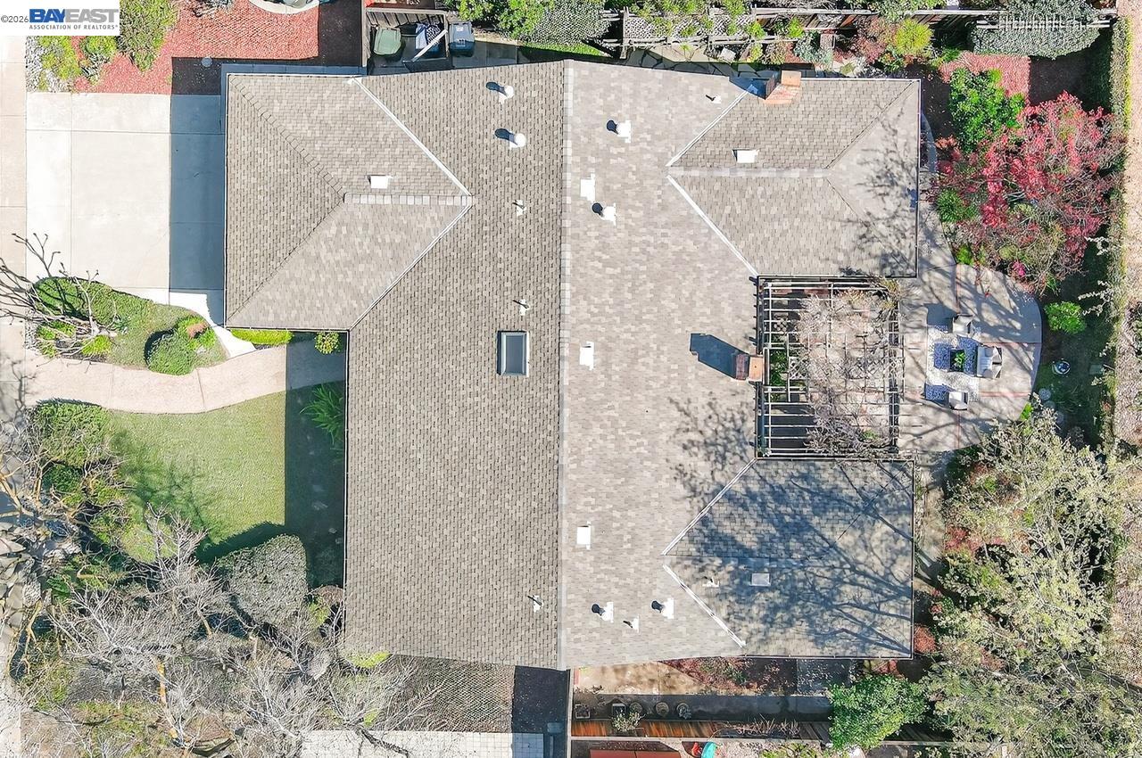 Detail Gallery Image 4 of 50 For 555 Ontario Dr, Livermore,  CA 94550 - 3 Beds | 2 Baths