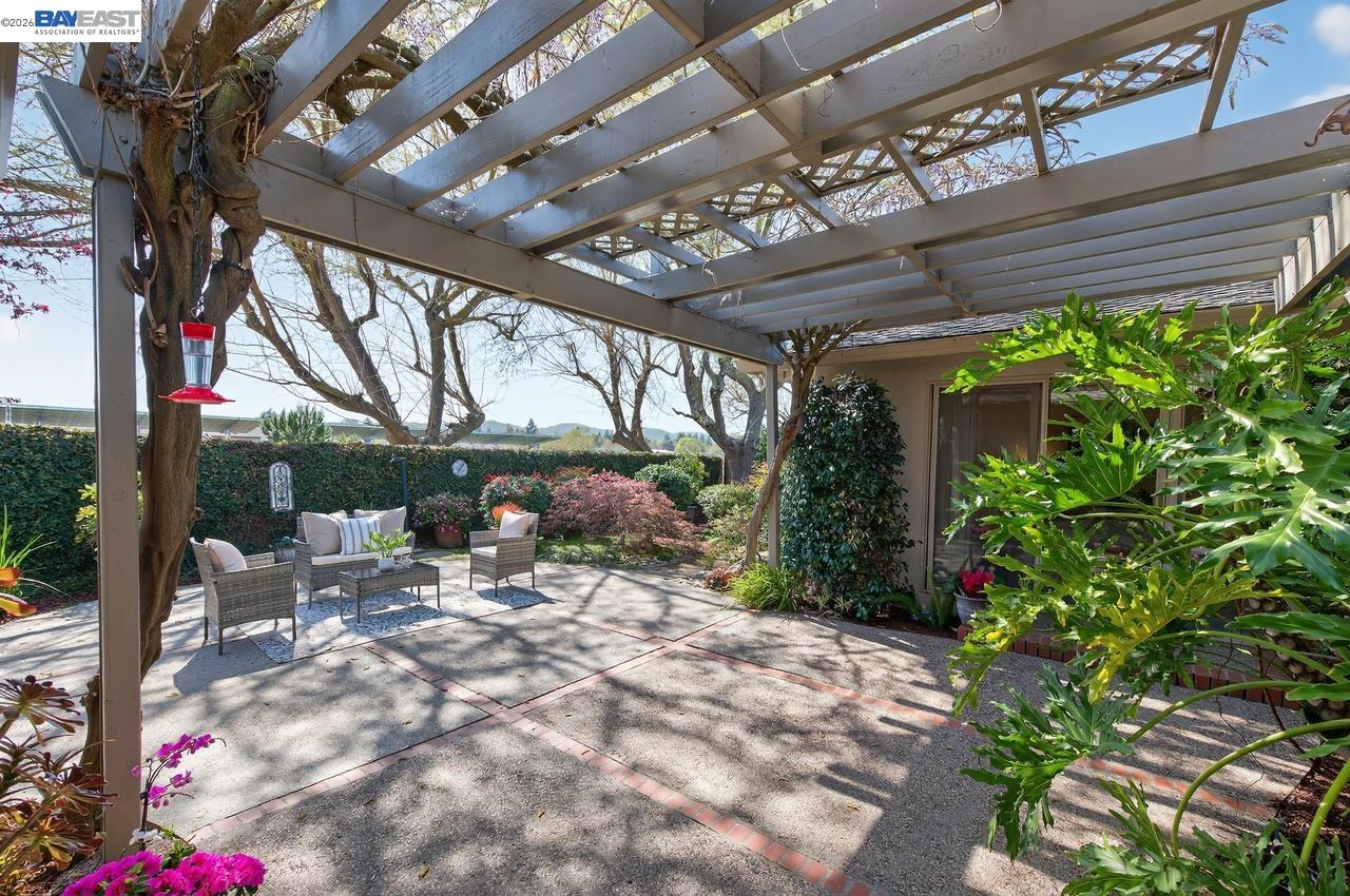 Detail Gallery Image 43 of 50 For 555 Ontario Dr, Livermore,  CA 94550 - 3 Beds | 2 Baths