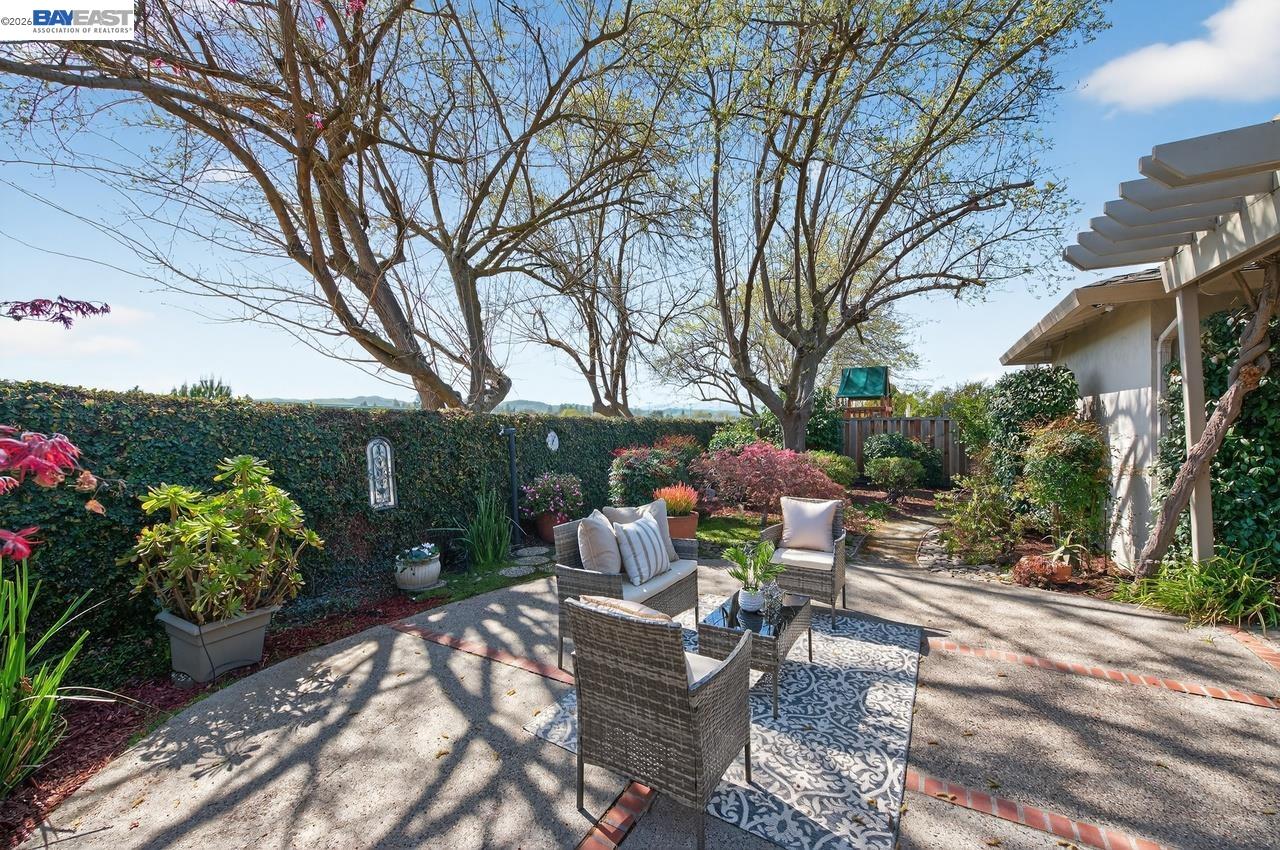 Detail Gallery Image 48 of 50 For 555 Ontario Dr, Livermore,  CA 94550 - 3 Beds | 2 Baths