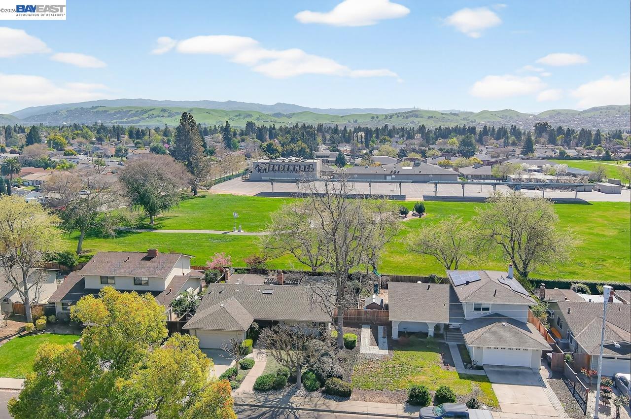 Detail Gallery Image 49 of 50 For 555 Ontario Dr, Livermore,  CA 94550 - 3 Beds | 2 Baths