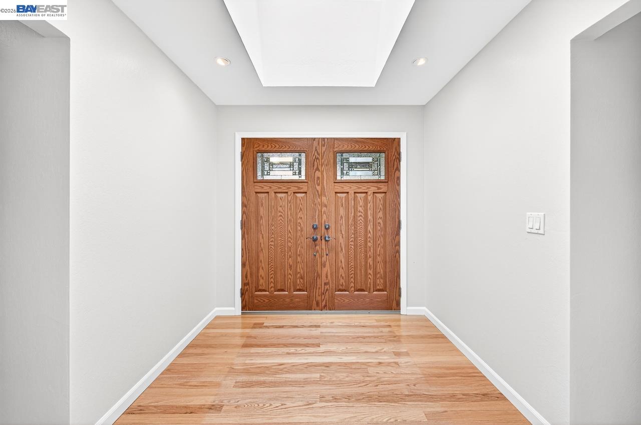 Detail Gallery Image 7 of 50 For 555 Ontario Dr, Livermore,  CA 94550 - 3 Beds | 2 Baths