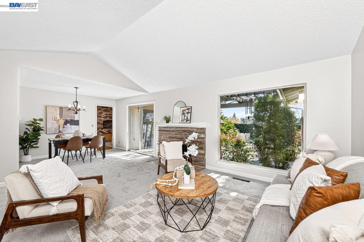 Detail Gallery Image 9 of 50 For 555 Ontario Dr, Livermore,  CA 94550 - 3 Beds | 2 Baths