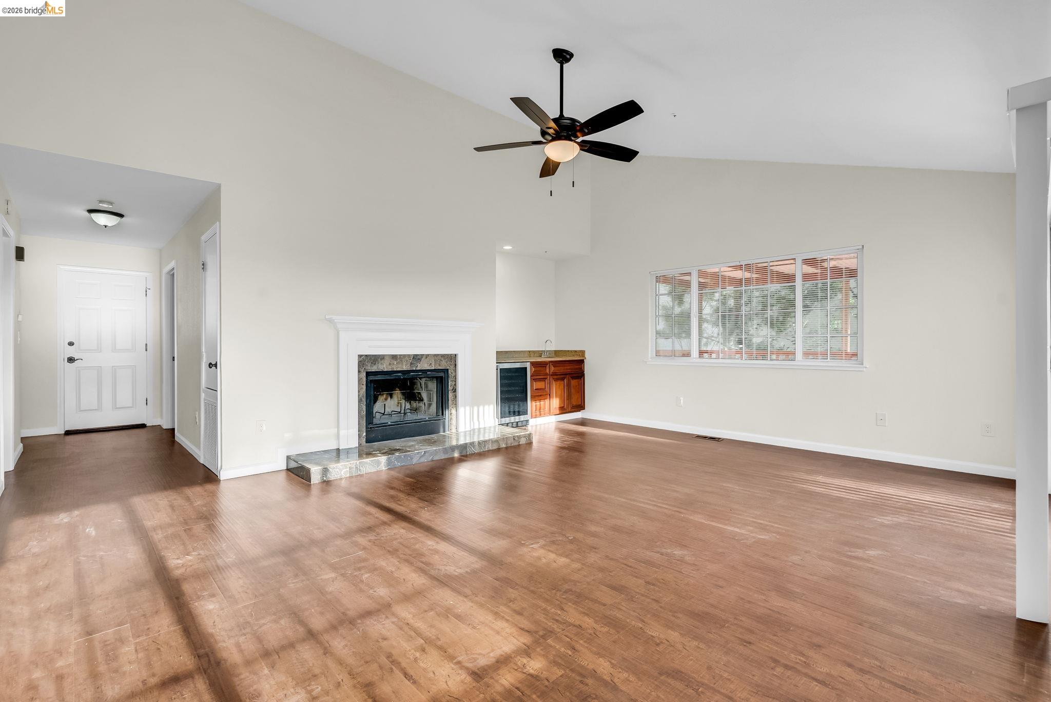 Detail Gallery Image 27 of 50 For 410 Highland Court, Concord,  CA 94521-9999 - 4 Beds | 3 Baths