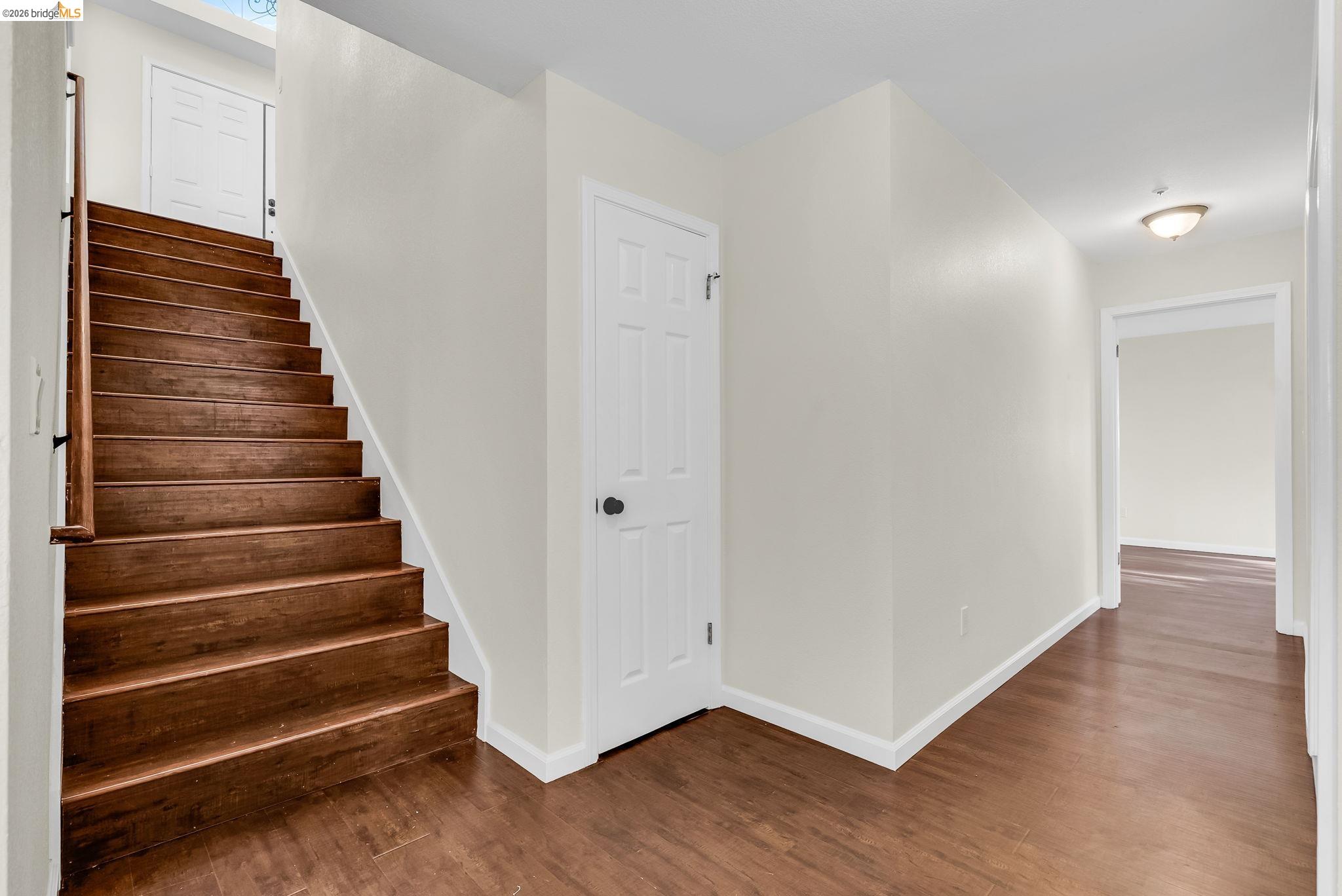 Detail Gallery Image 34 of 50 For 410 Highland Court, Concord,  CA 94521-9999 - 4 Beds | 3 Baths