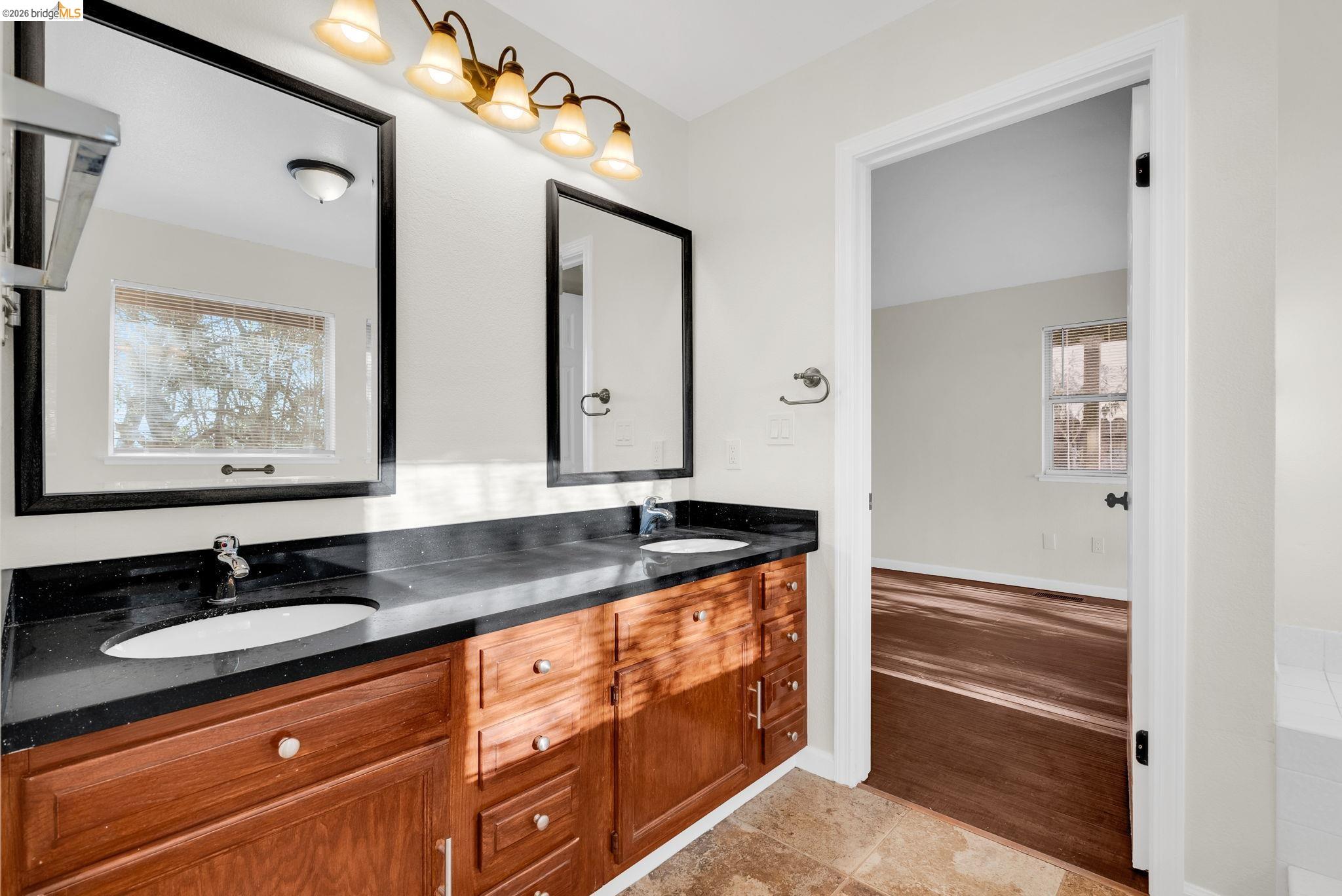 Detail Gallery Image 45 of 50 For 410 Highland Court, Concord,  CA 94521-9999 - 4 Beds | 3 Baths