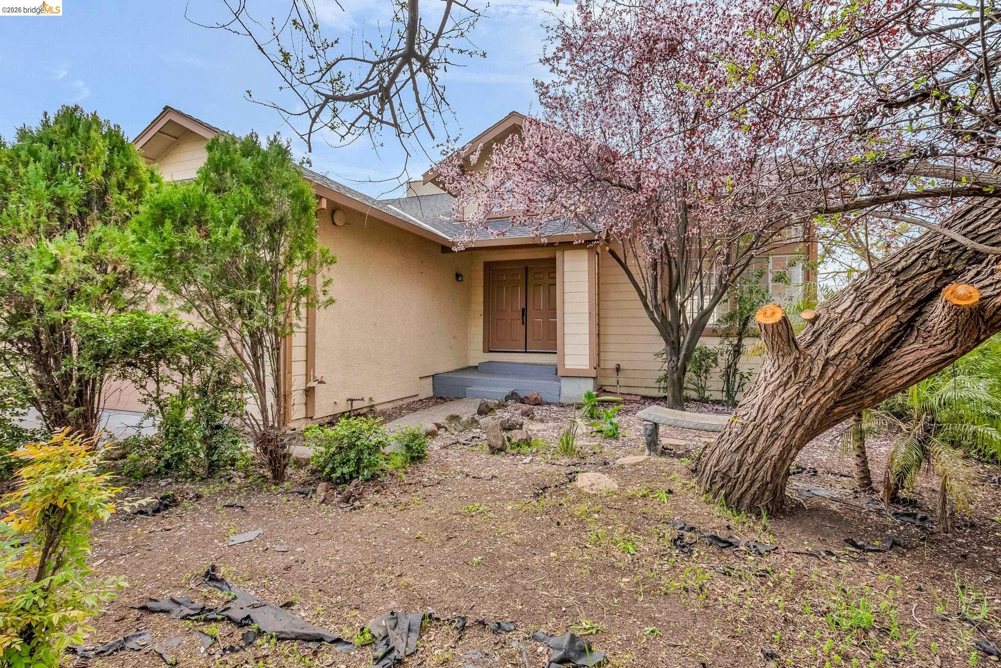 Detail Gallery Image 10 of 50 For 410 Highland Court, Concord,  CA 94521-9999 - 4 Beds | 3 Baths