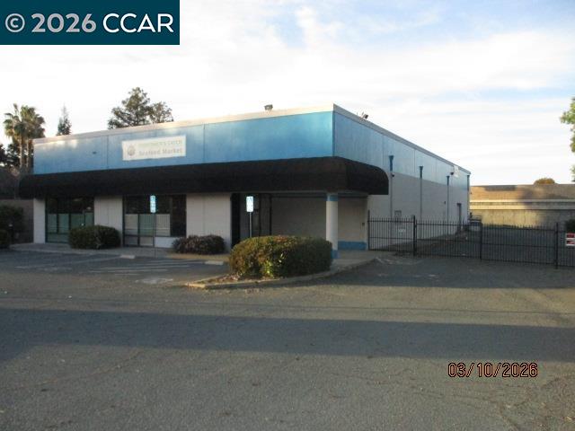 Detail Gallery Image 3 of 21 For 2685 E Leland Rd, Pittsburg,  CA 94565 - – Beds | – Baths