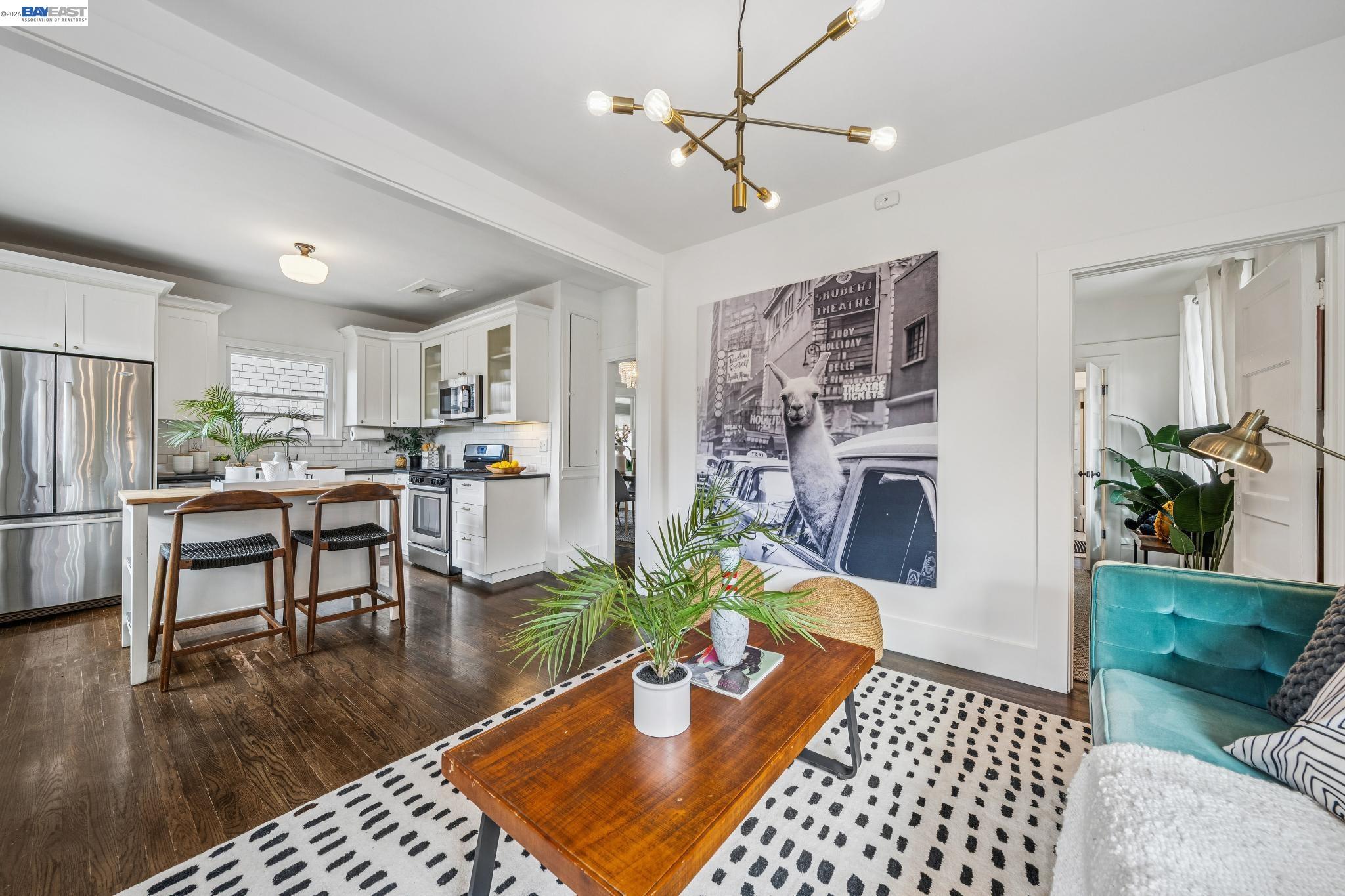 Detail Gallery Image 20 of 55 For 1059 59th Street, Oakland,  CA 94608 - 2 Beds | 2/1 Baths