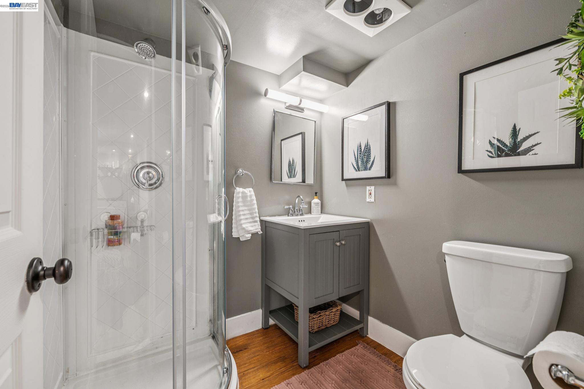 Detail Gallery Image 40 of 55 For 1059 59th Street, Oakland,  CA 94608 - 2 Beds | 2/1 Baths