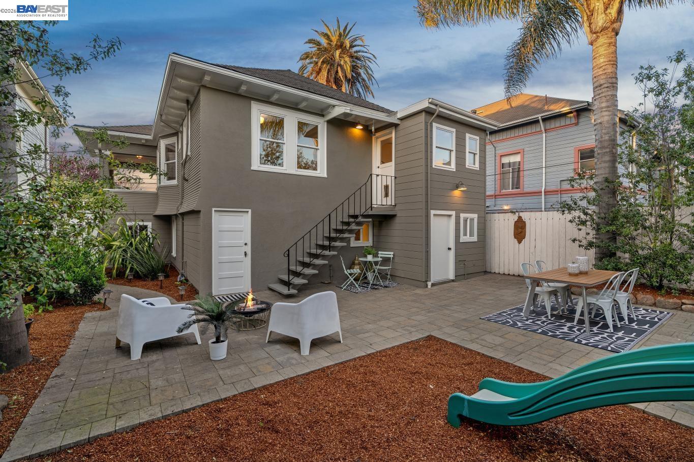 Detail Gallery Image 52 of 55 For 1059 59th Street, Oakland,  CA 94608 - 2 Beds | 2/1 Baths