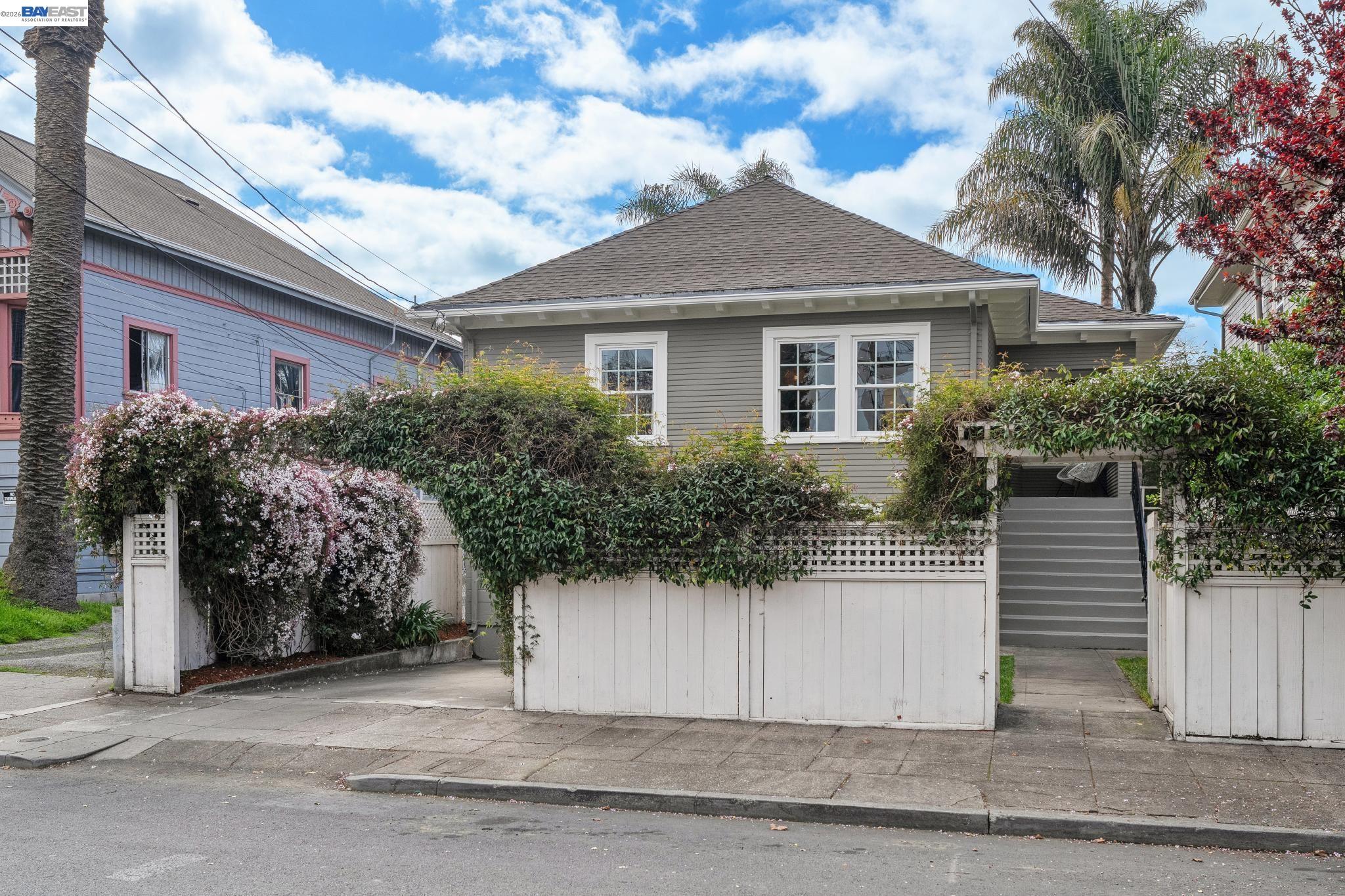 Detail Gallery Image 54 of 55 For 1059 59th Street, Oakland,  CA 94608 - 2 Beds | 2/1 Baths
