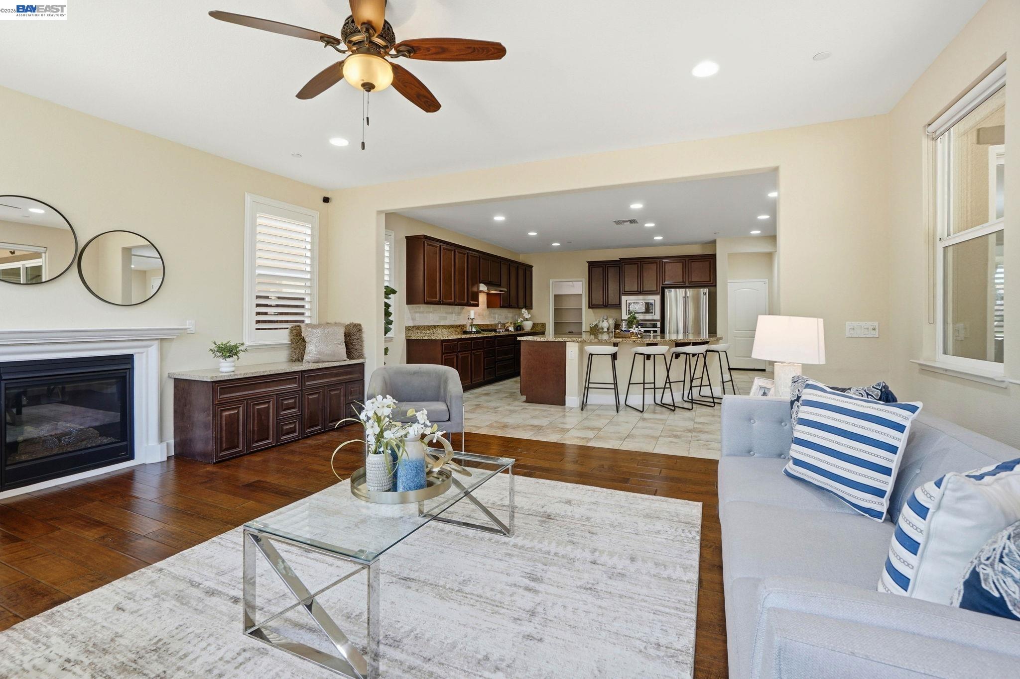 Detail Gallery Image 4 of 48 For 2610 Brookshire St, Brentwood,  CA 94513 - 4 Beds | 4/1 Baths