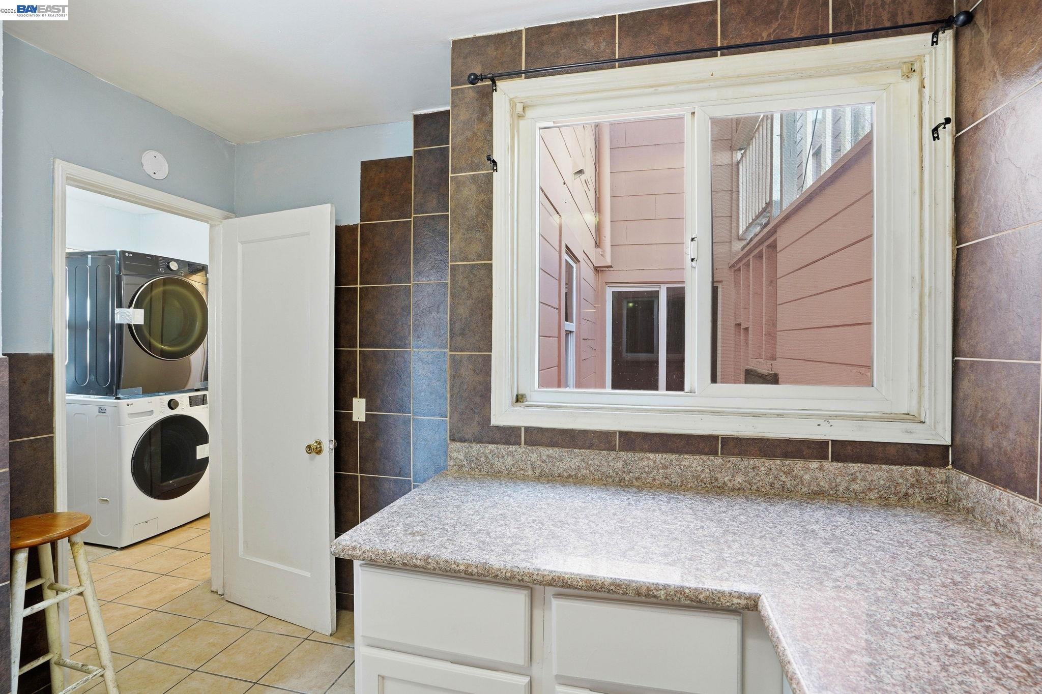 Detail Gallery Image 21 of 27 For 2740 73rd Ave, Oakland,  CA 94605 - – Beds | – Baths