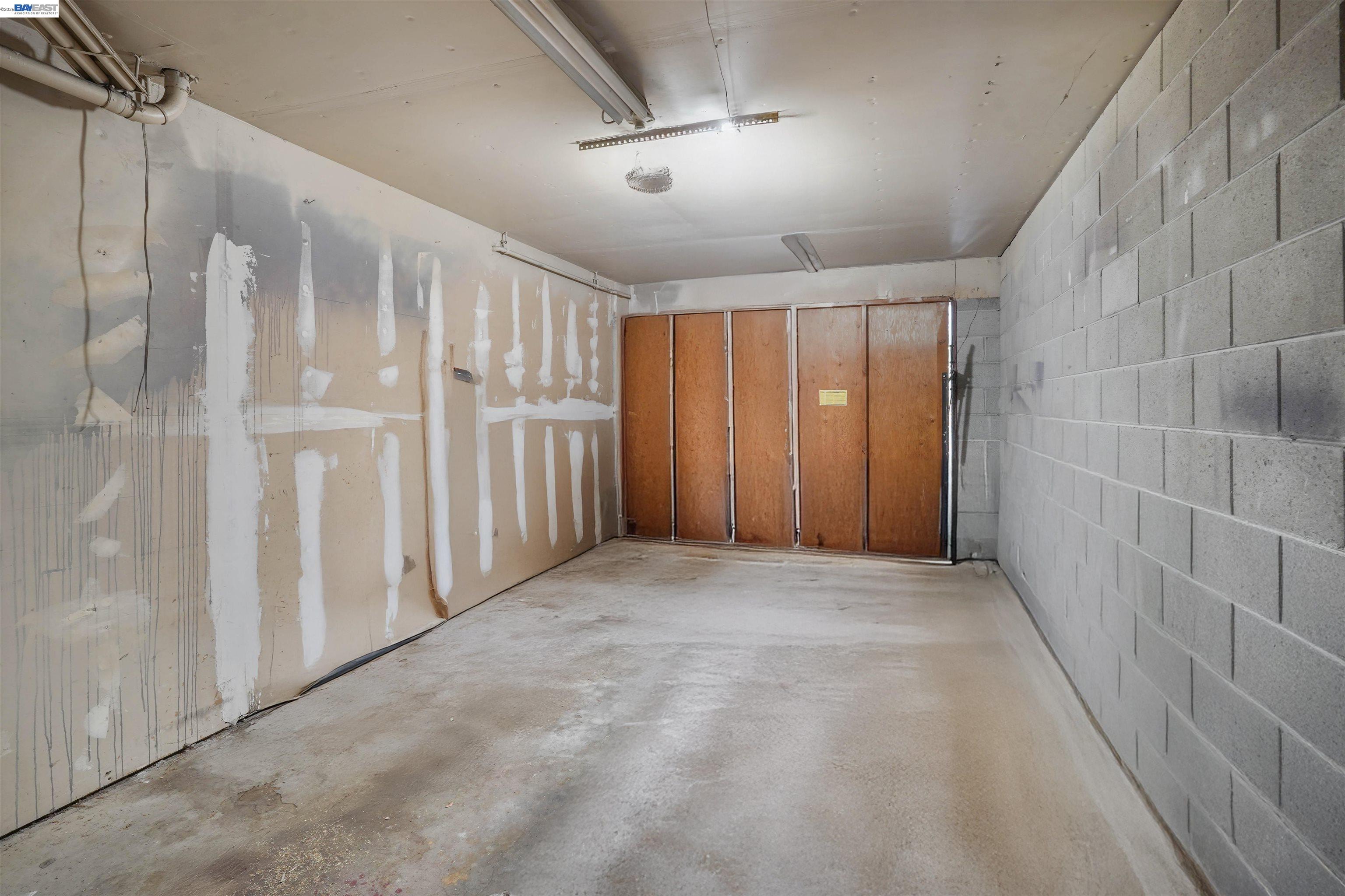 Detail Gallery Image 32 of 41 For 232 Race St, San Jose,  CA 95126 - 2 Beds | 2 Baths