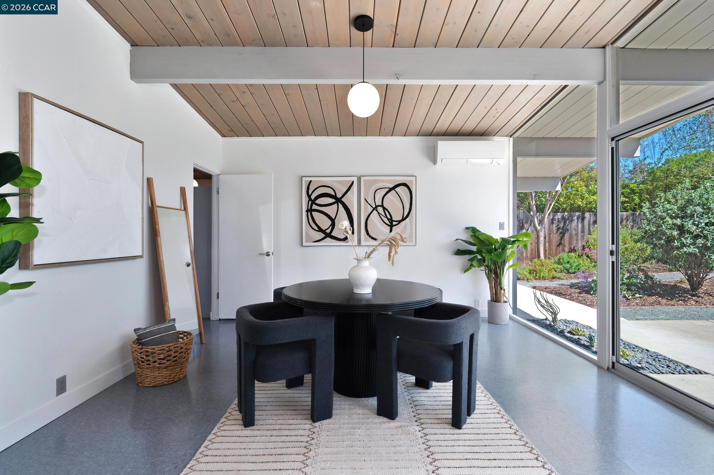 Detail Gallery Image 11 of 47 For 4024 Salem St, Concord,  CA 94521 - 4 Beds | 2 Baths