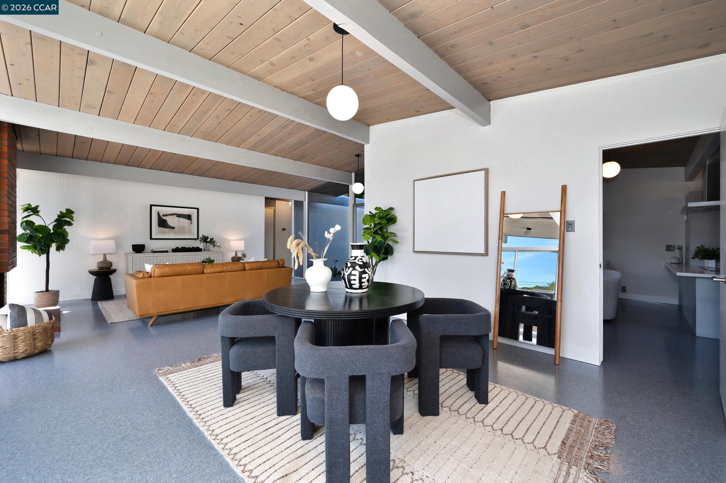 Detail Gallery Image 12 of 45 For 4024 Salem St, Concord,  CA 94521 - 4 Beds | 2 Baths