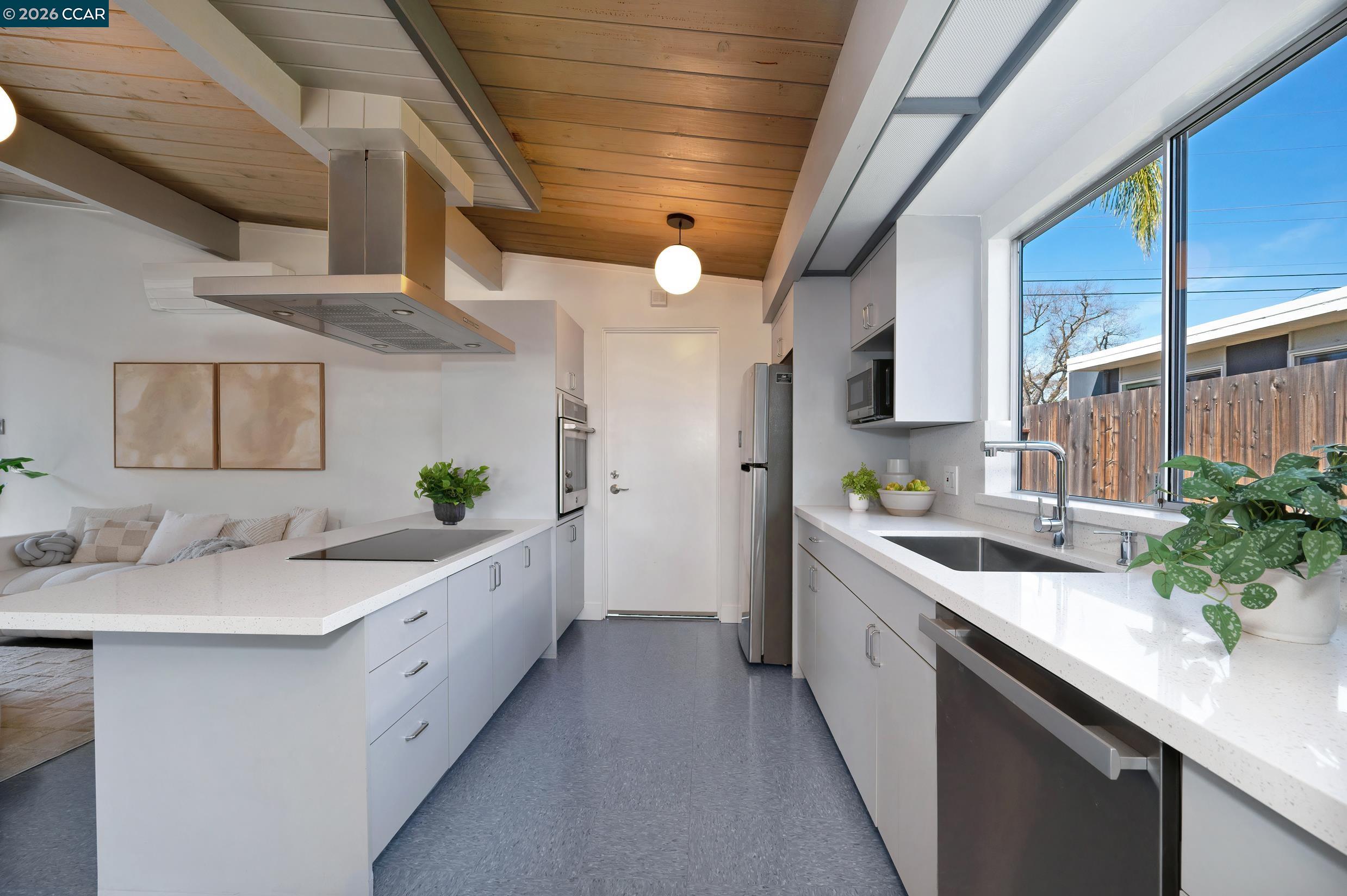 Detail Gallery Image 17 of 45 For 4024 Salem St, Concord,  CA 94521 - 4 Beds | 2 Baths