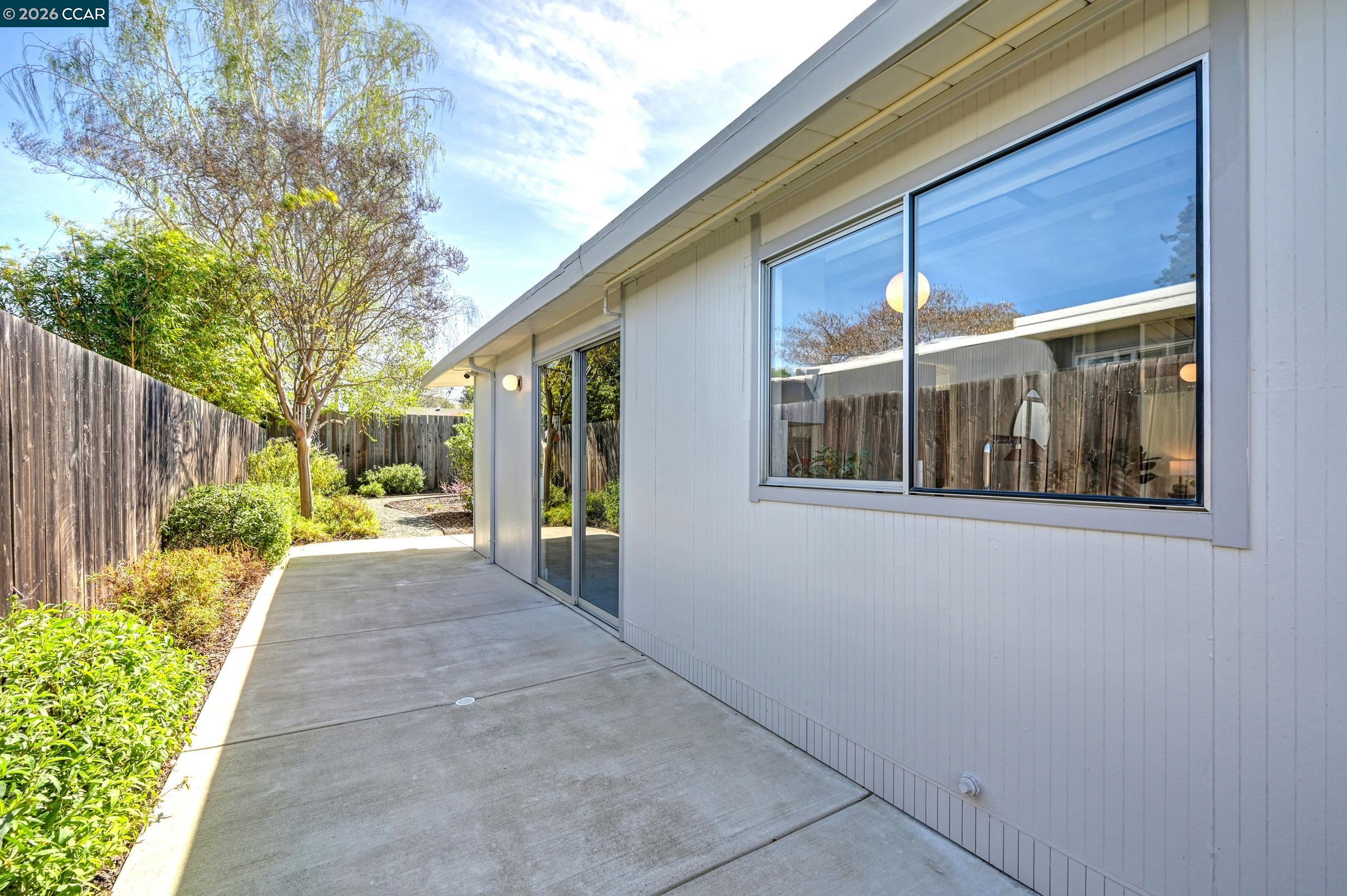 Detail Gallery Image 36 of 47 For 4024 Salem St, Concord,  CA 94521 - 4 Beds | 2 Baths