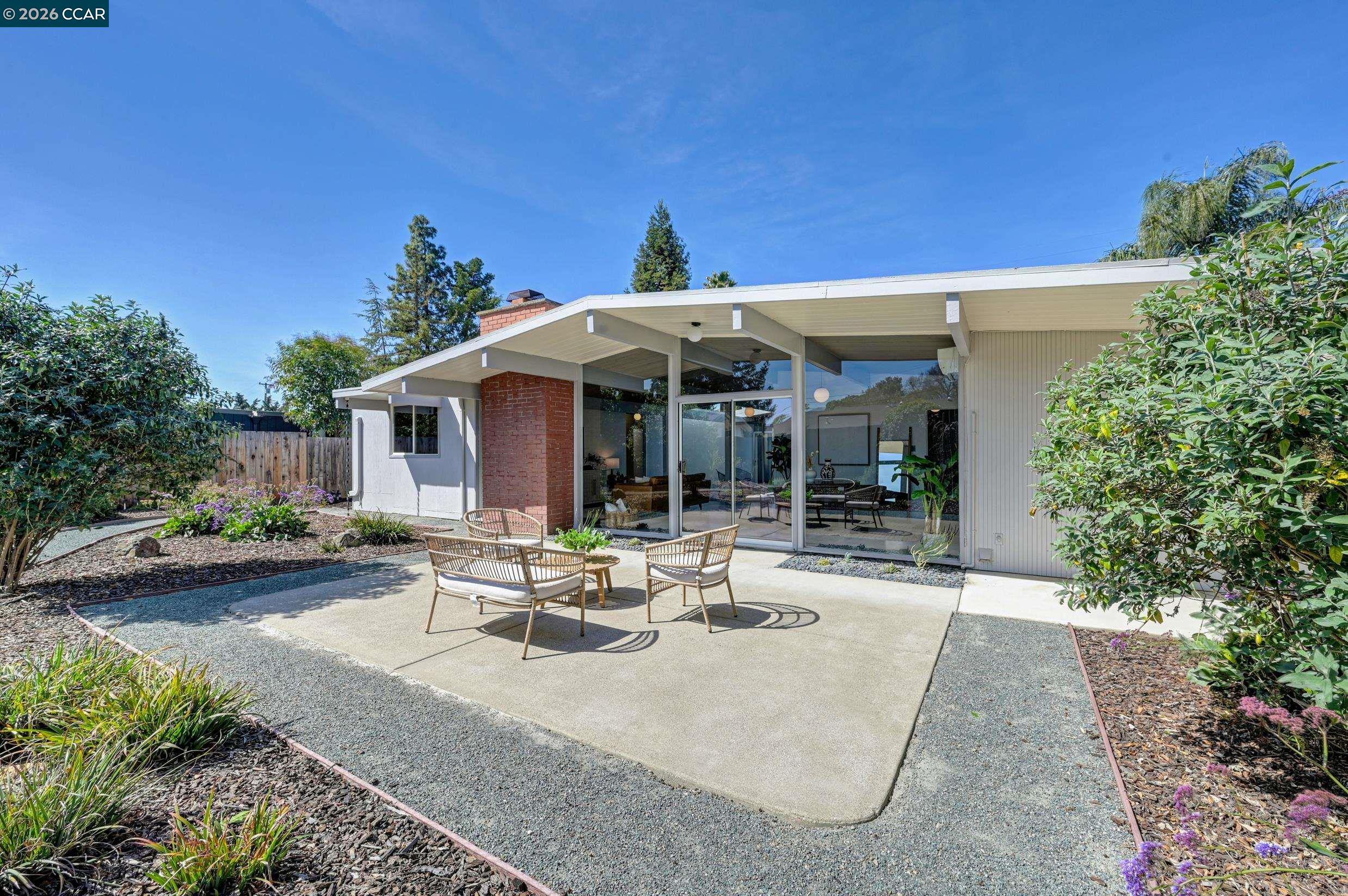 Detail Gallery Image 36 of 45 For 4024 Salem St, Concord,  CA 94521 - 4 Beds | 2 Baths