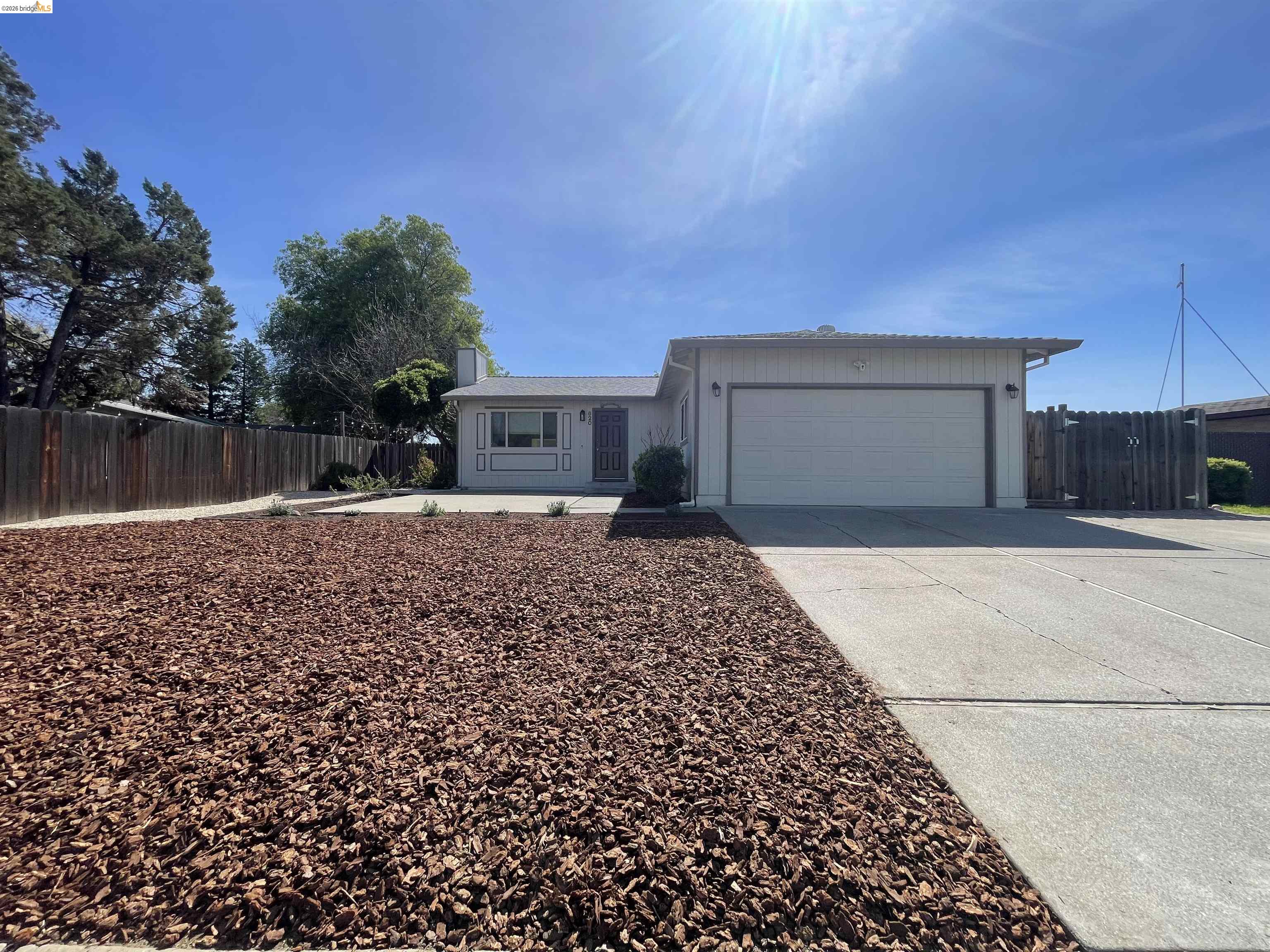 Front Image Thumbnail for EB41126744