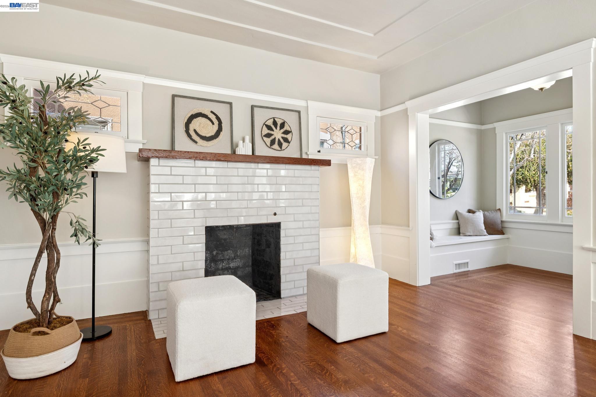 Detail Gallery Image 12 of 56 For 3226 Fairview Ave, Alameda,  CA 94501 - 3 Beds | 2/1 Baths