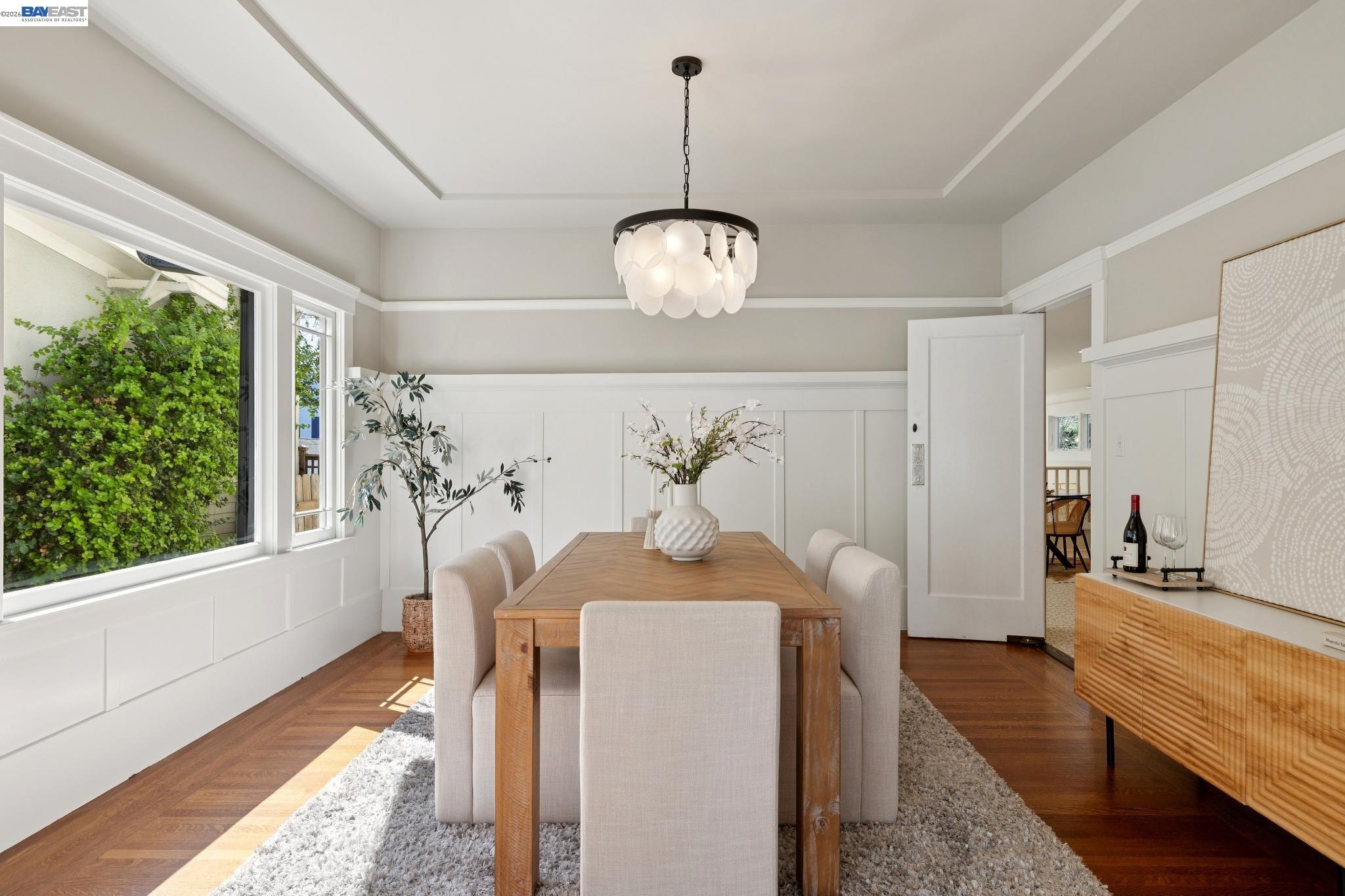 Detail Gallery Image 13 of 56 For 3226 Fairview Ave, Alameda,  CA 94501 - 3 Beds | 2/1 Baths