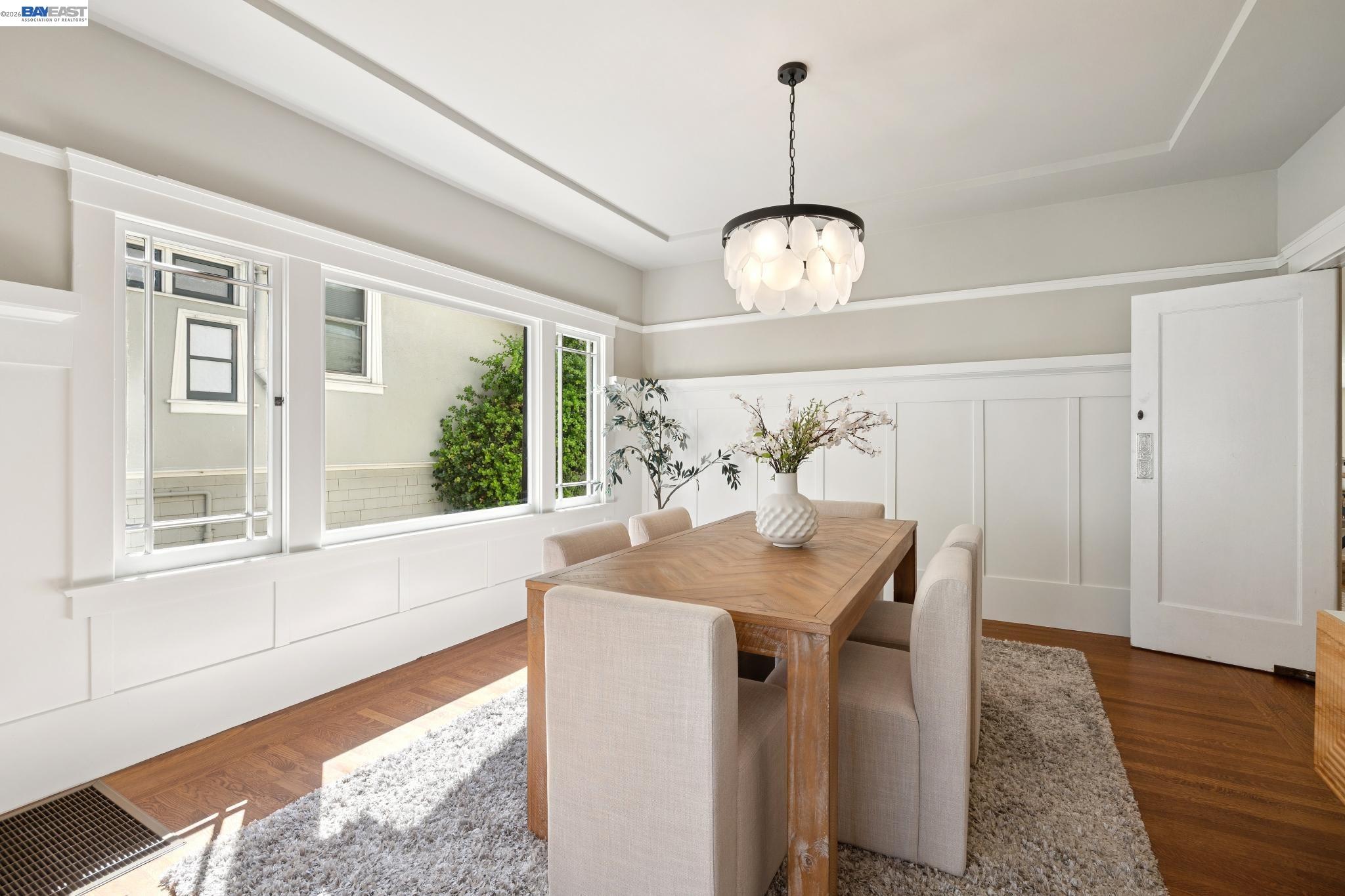 Detail Gallery Image 14 of 56 For 3226 Fairview Ave, Alameda,  CA 94501 - 3 Beds | 2/1 Baths