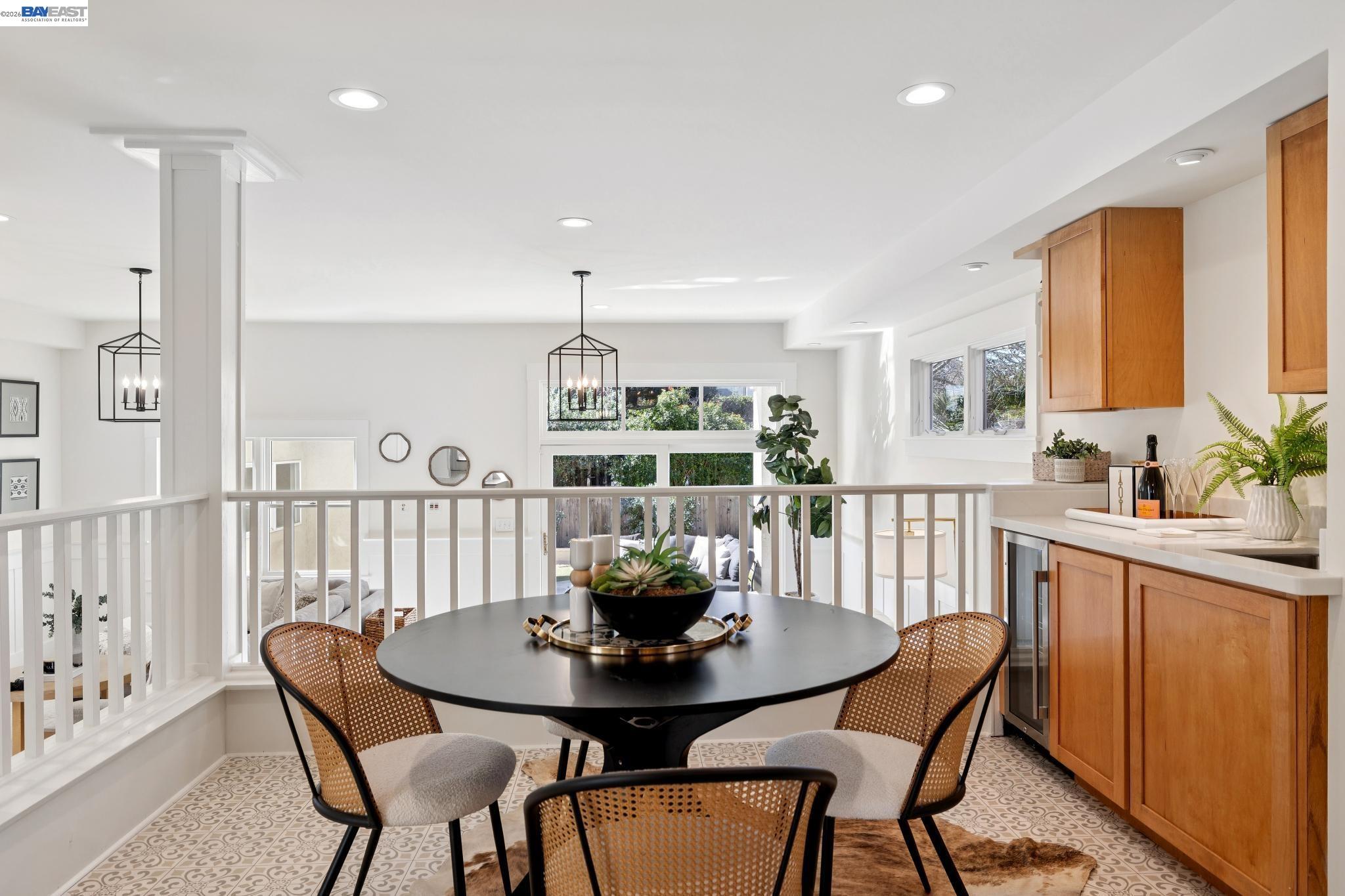 Detail Gallery Image 25 of 56 For 3226 Fairview Ave, Alameda,  CA 94501 - 3 Beds | 2/1 Baths