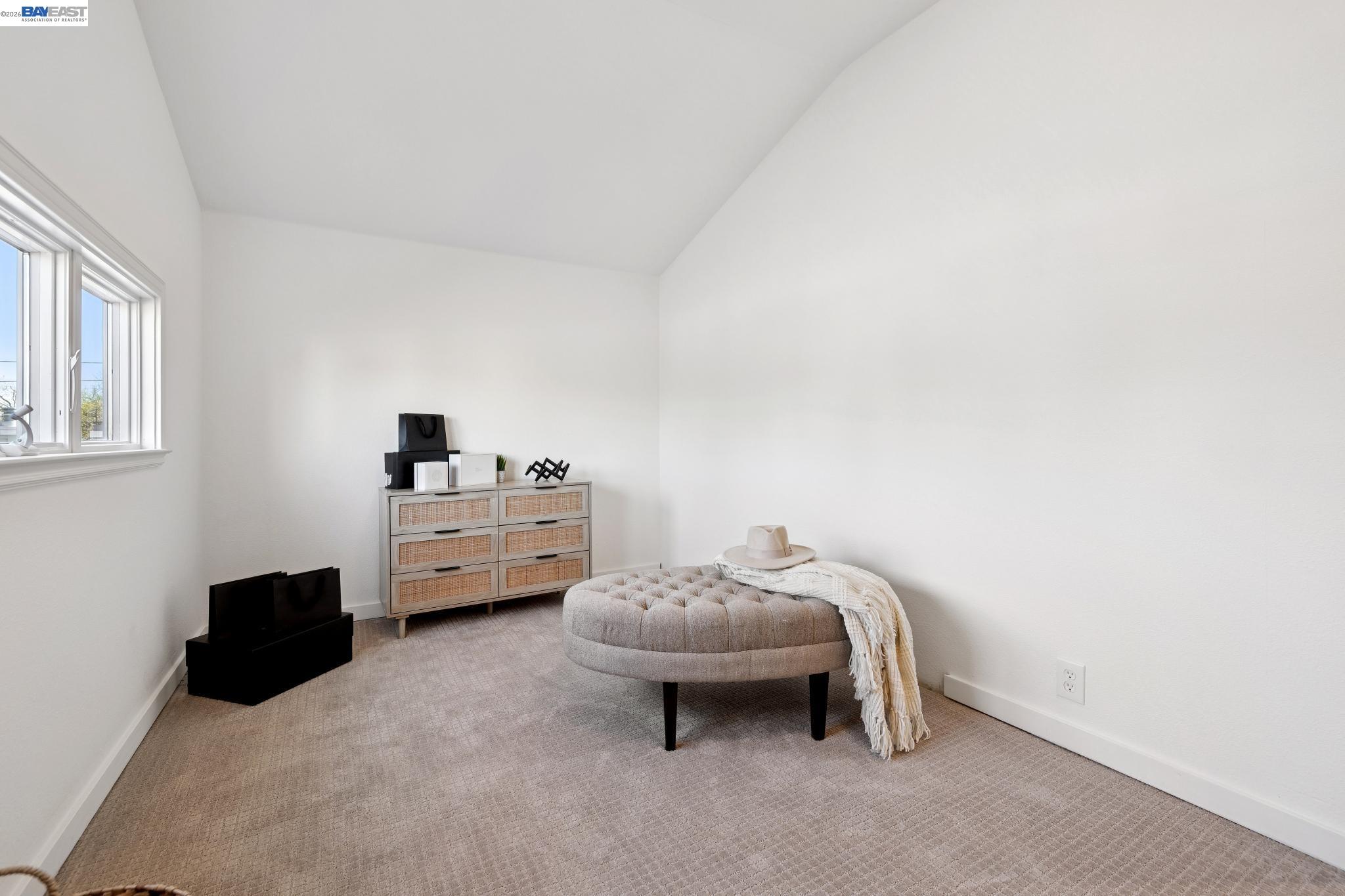 Detail Gallery Image 39 of 56 For 3226 Fairview Ave, Alameda,  CA 94501 - 3 Beds | 2/1 Baths