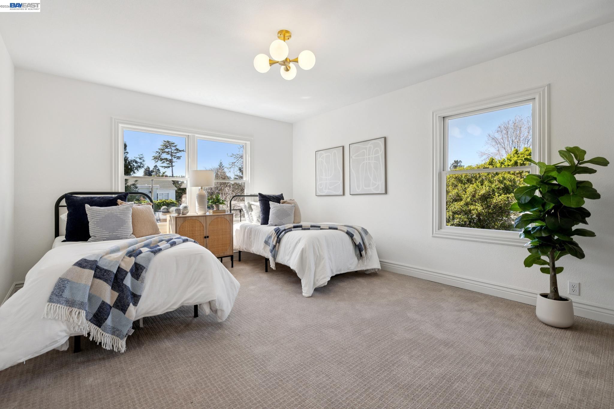 Detail Gallery Image 44 of 56 For 3226 Fairview Ave, Alameda,  CA 94501 - 3 Beds | 2/1 Baths