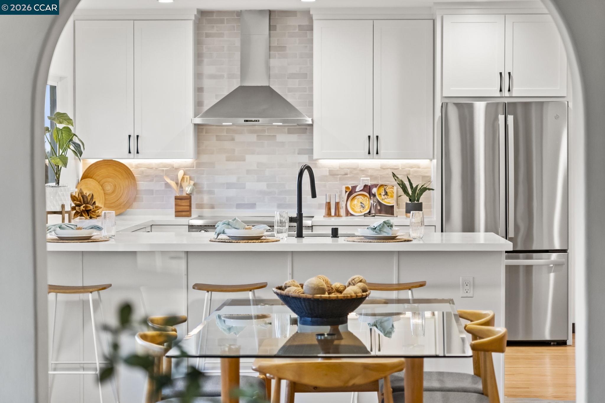 Detail Gallery Image 21 of 57 For 1160 Miller, Berkeley,  CA 94708 - 4 Beds | 3 Baths